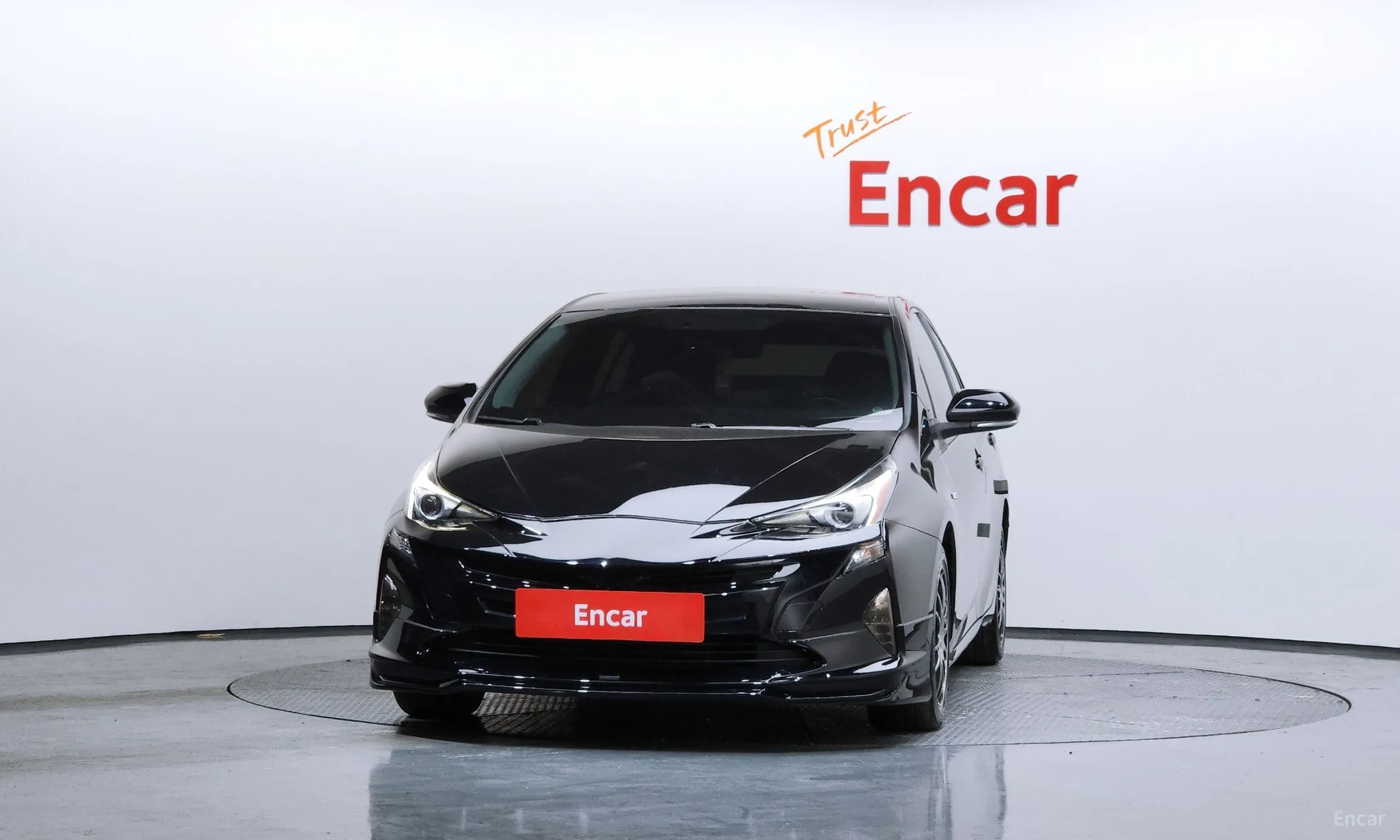 Toyota Prius 4th Generation превью 3