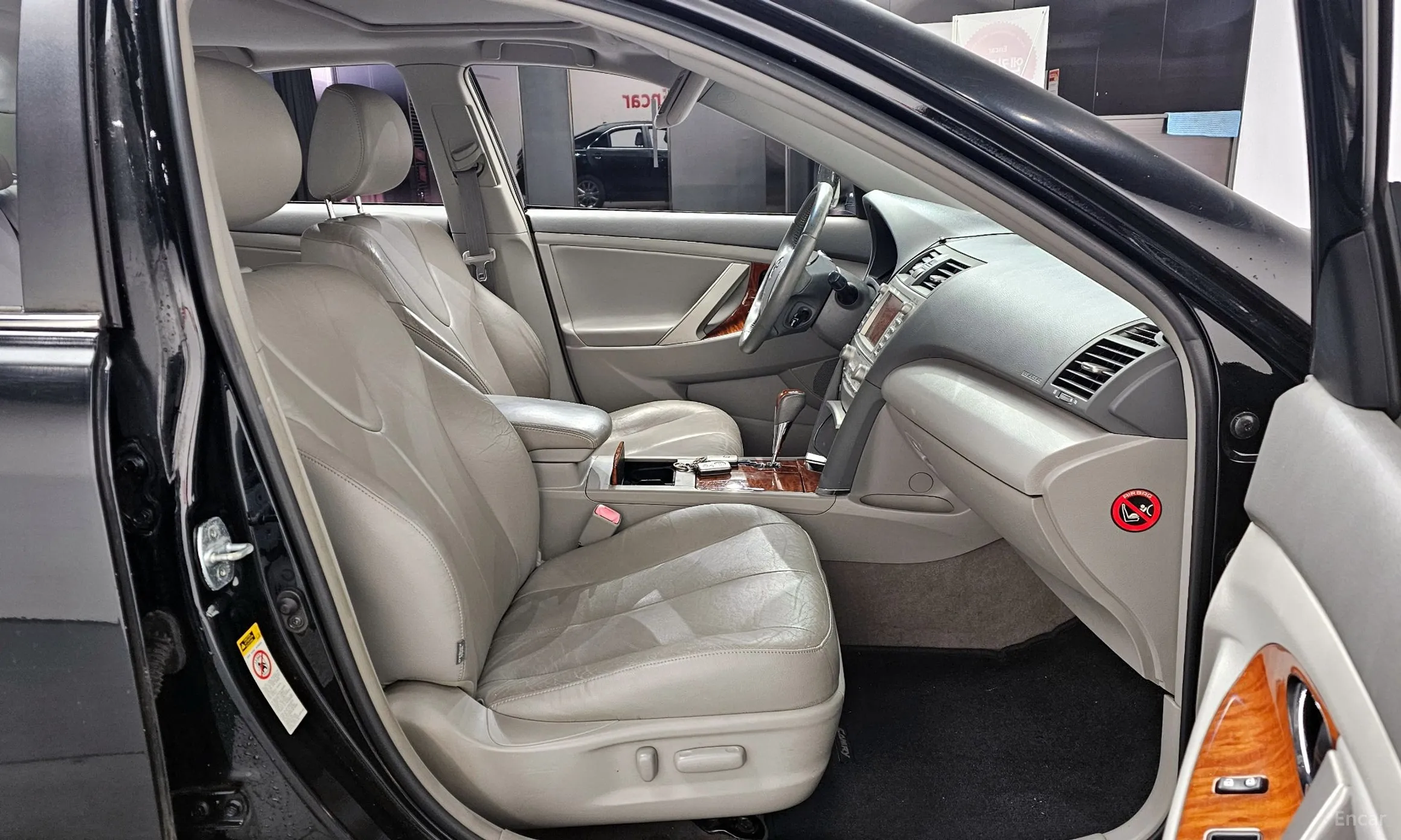 Toyota Camry превью 10