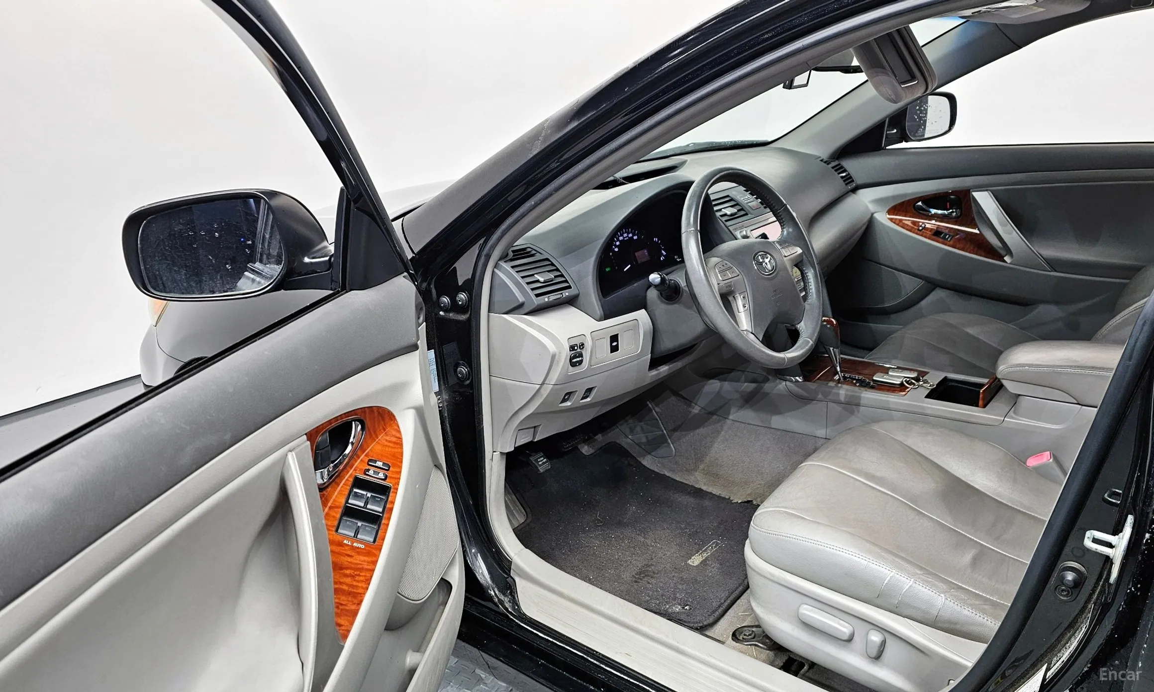 Toyota Camry превью 11