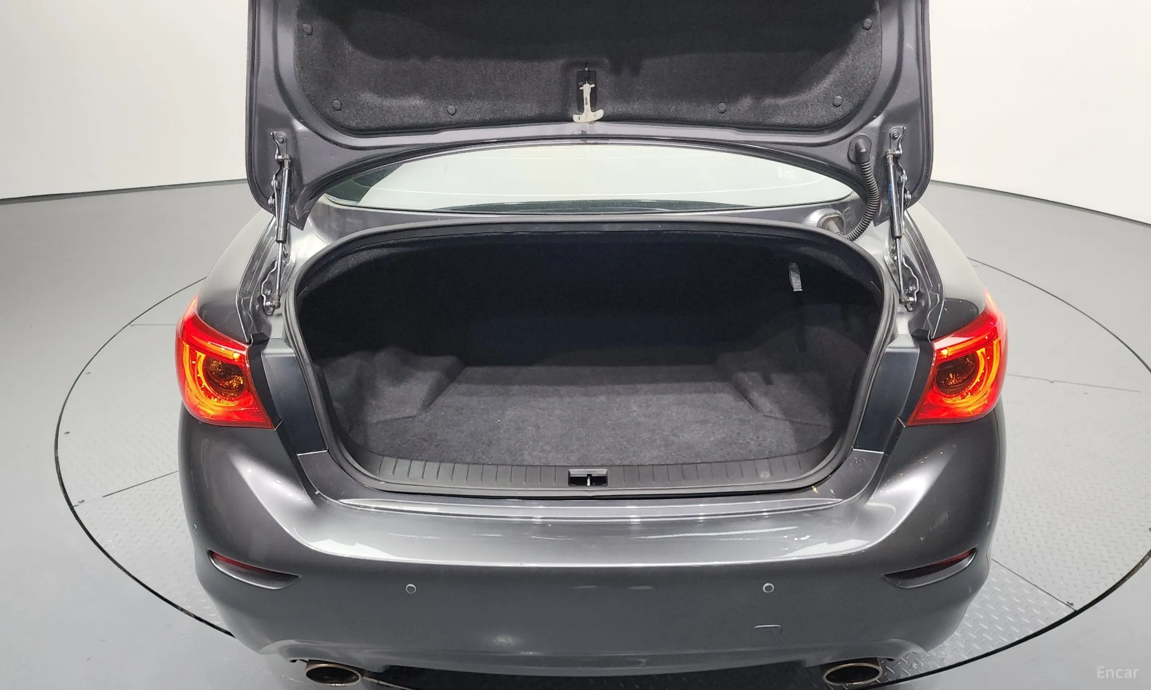 Infiniti Q50 превью 20
