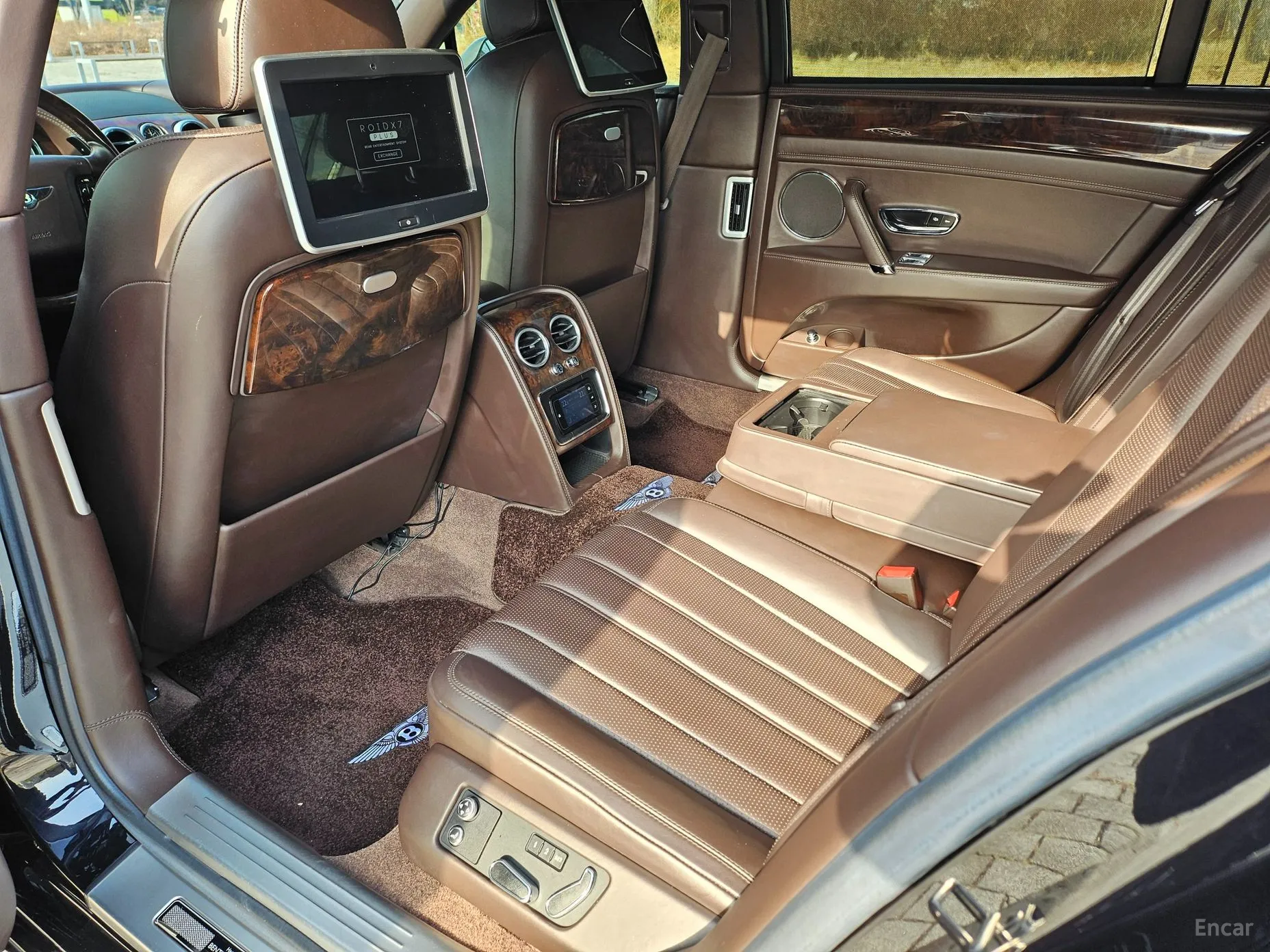 Bentley Flying Spur 2nd Generation превью 10