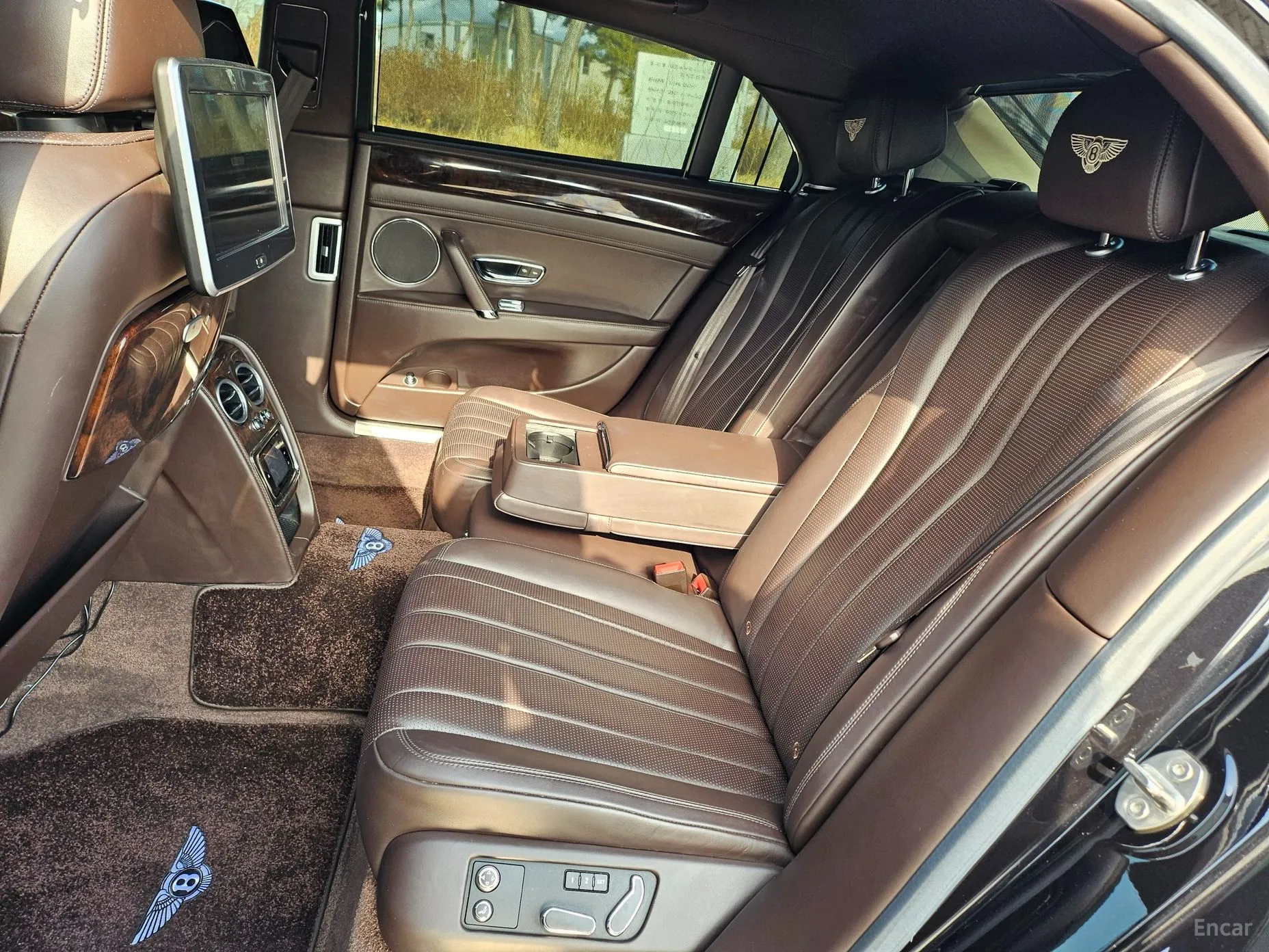 Bentley Flying Spur 2nd Generation превью 11