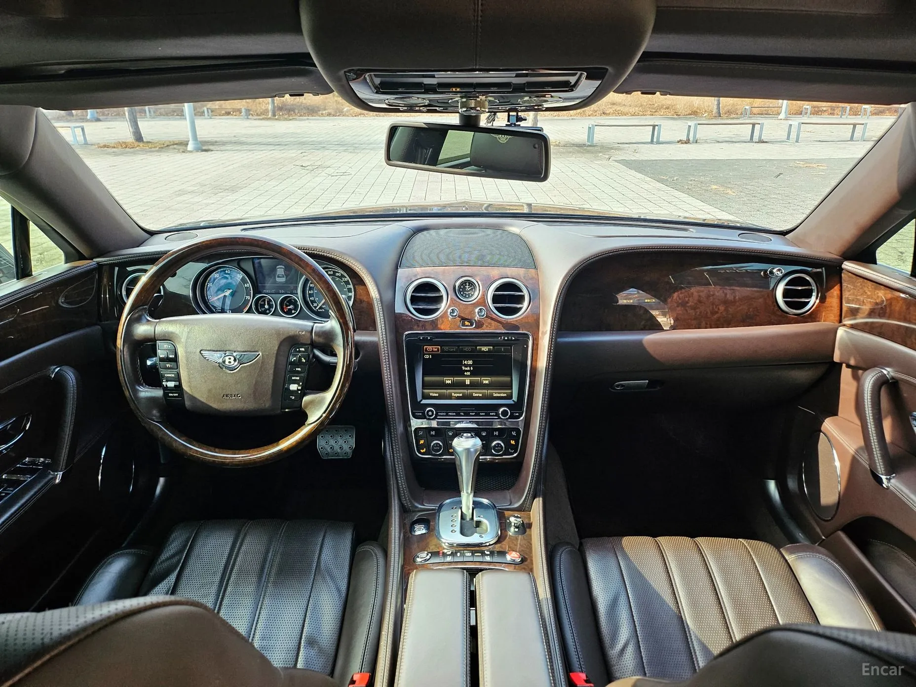 Bentley Flying Spur 2nd Generation превью 17