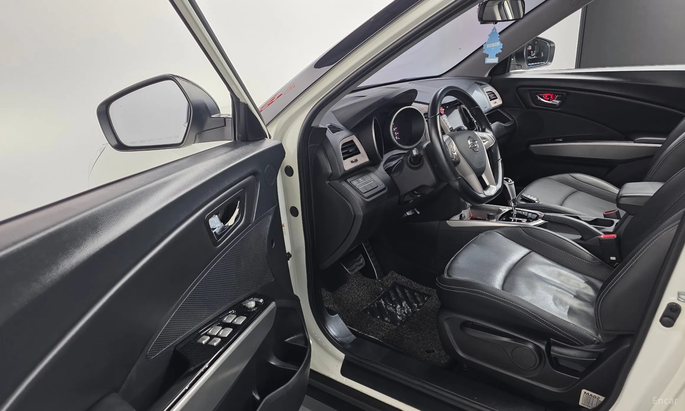 KG Mobility (SsangYong) Tivoli, Lazio превью 12
