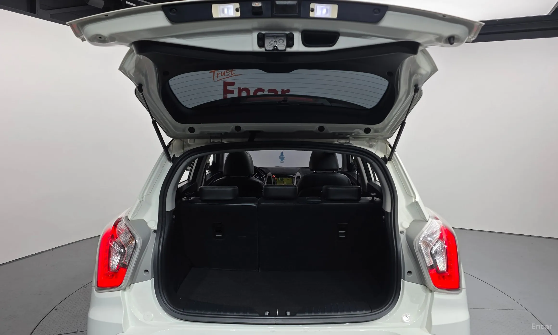 KG Mobility (SsangYong) Tivoli, Lazio превью 20