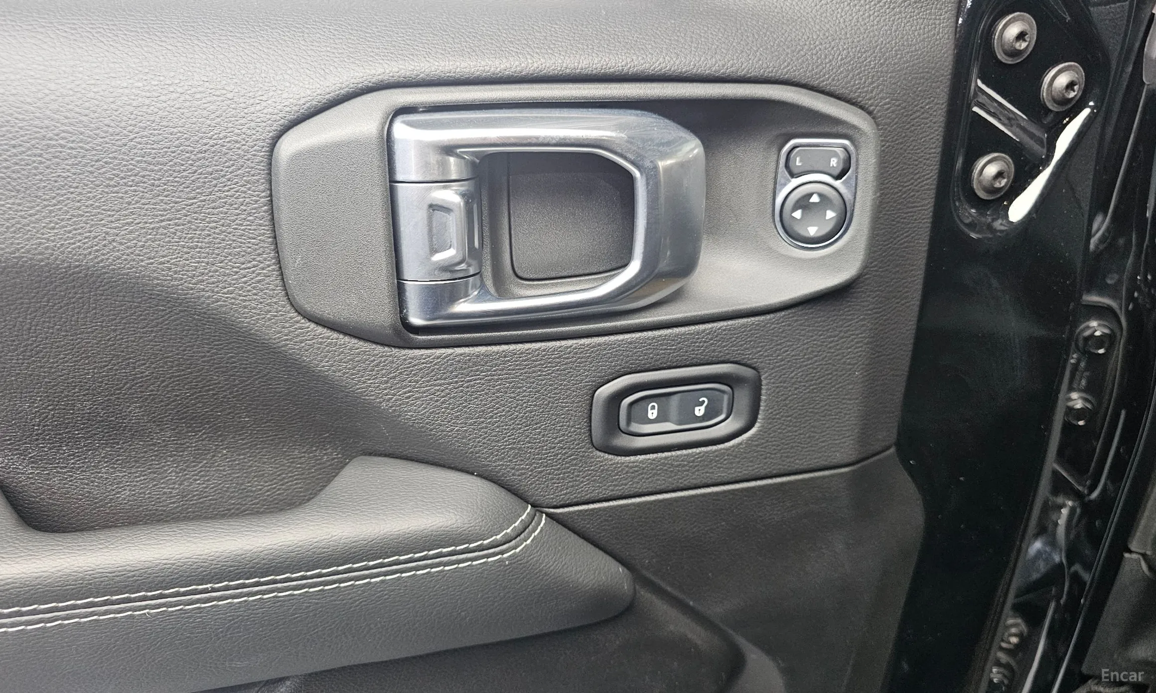 Jeep Wrangler (JL) превью 18