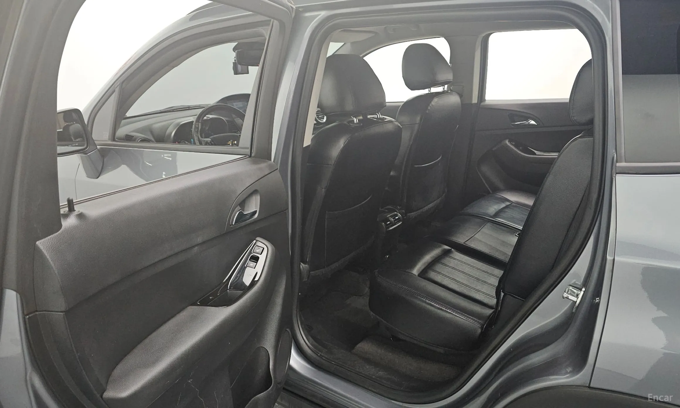 Chevrolet (GM Daewoo) Orlando превью 12