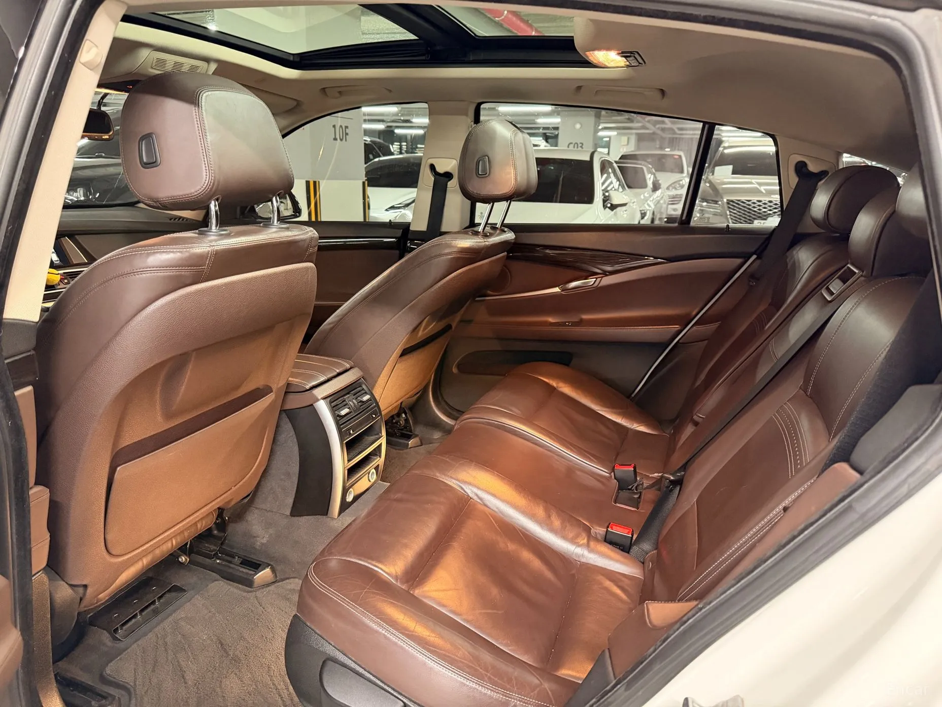 BMW 5 Series GT (F07) превью 6