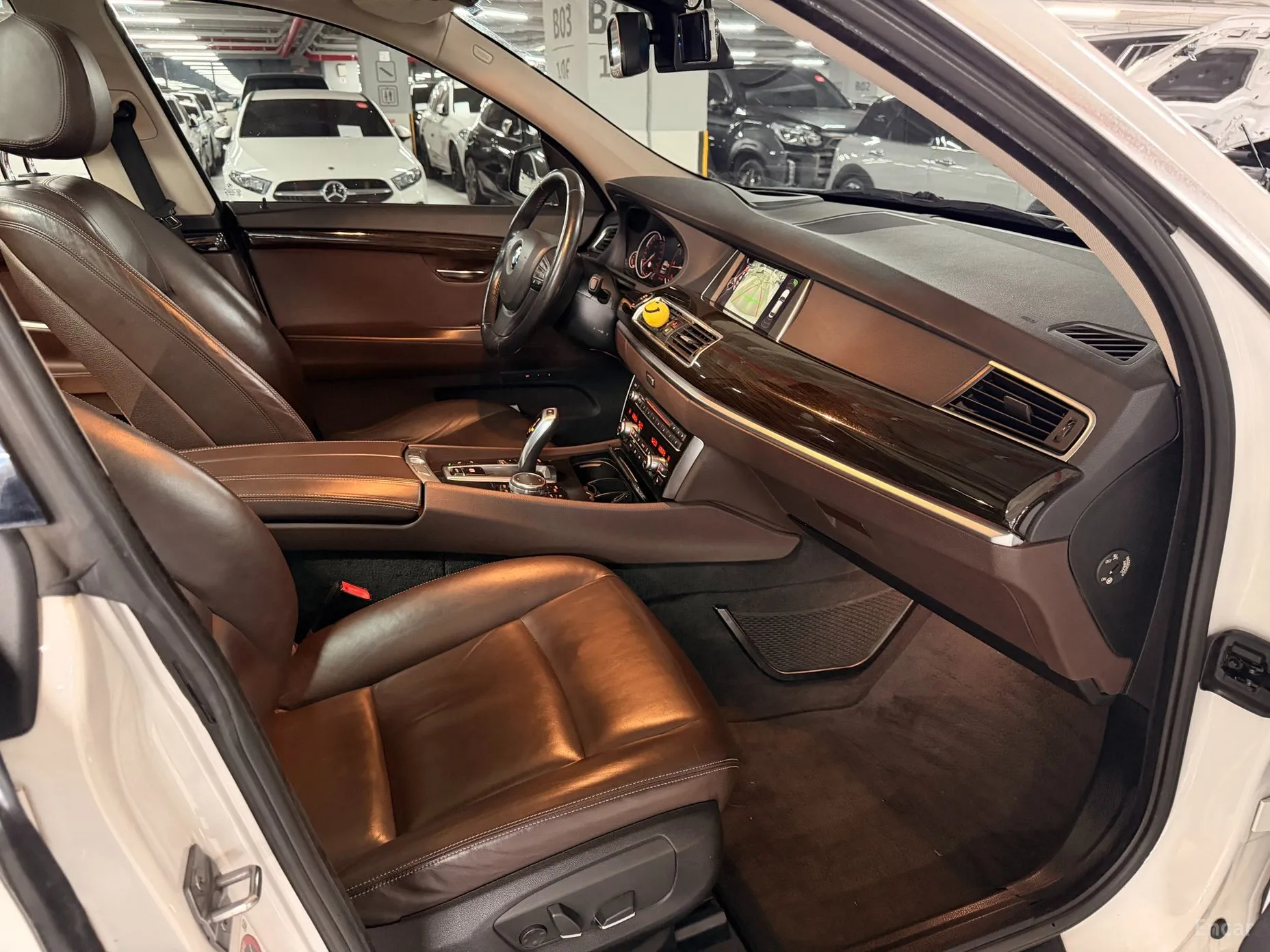 BMW 5 Series GT (F07) превью 7