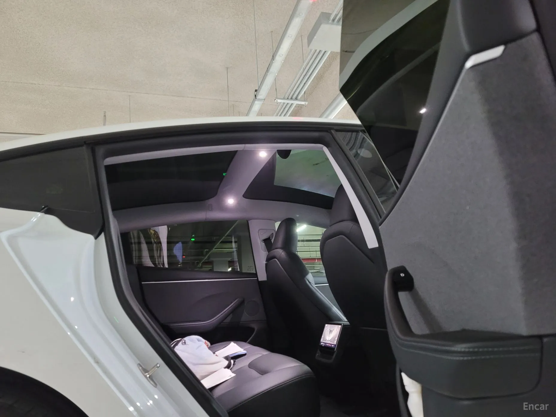 Tesla Model 3 превью 7