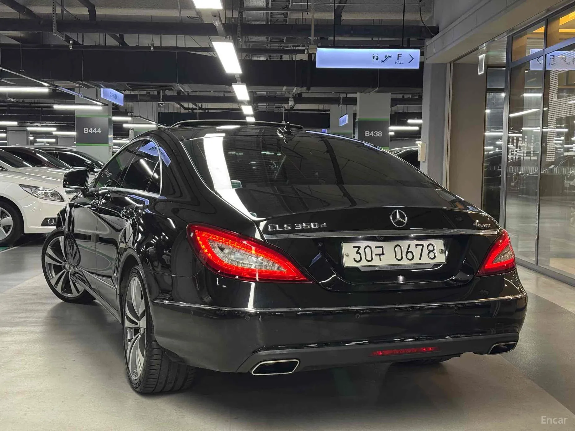 Mercedes Benz CLS-Class W218
