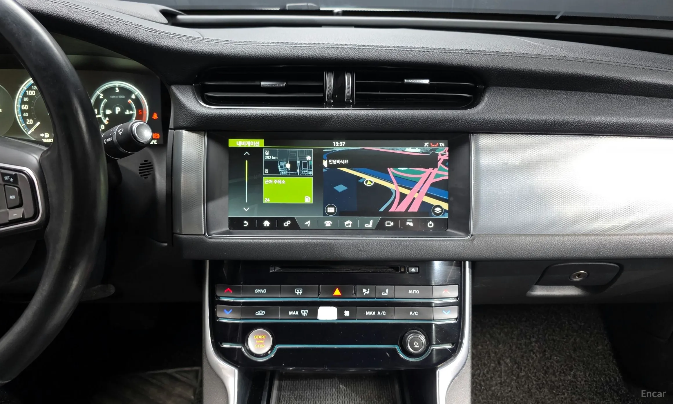 Jaguar XF (x260) превью 14