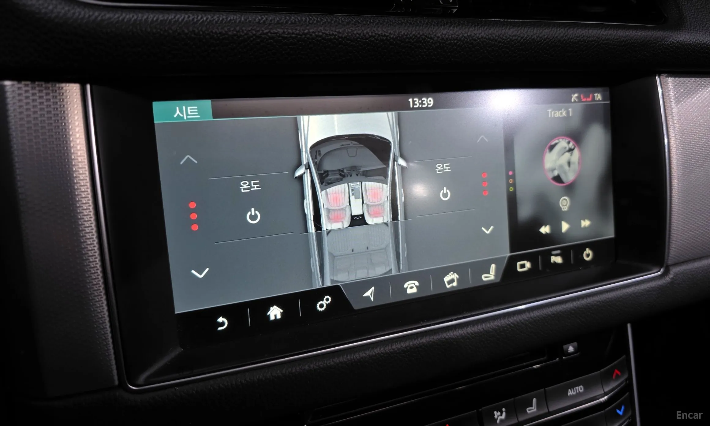 Jaguar XF (x260) превью 16