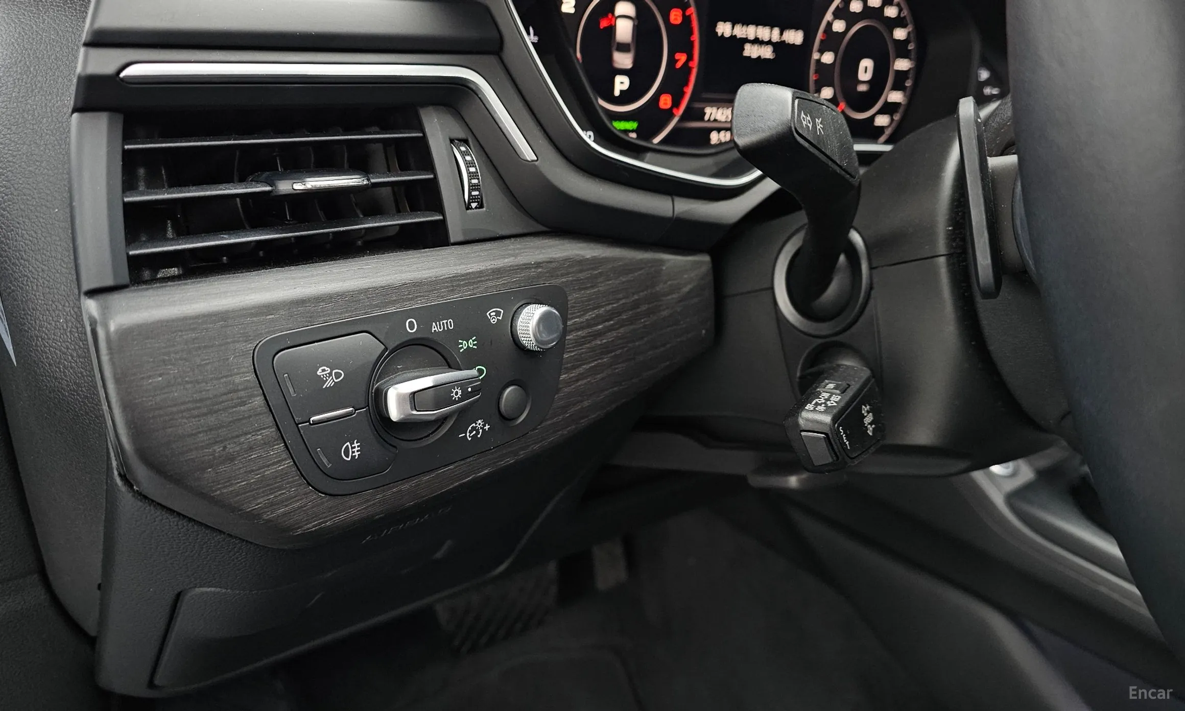 Audi A4 (B9) превью 18