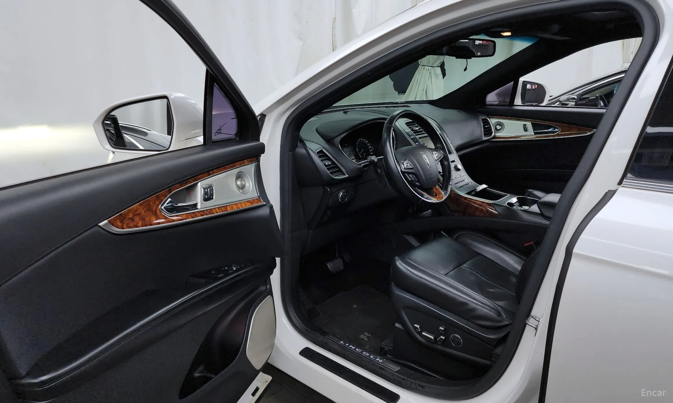 Lincoln MKX 2nd Generation превью 10