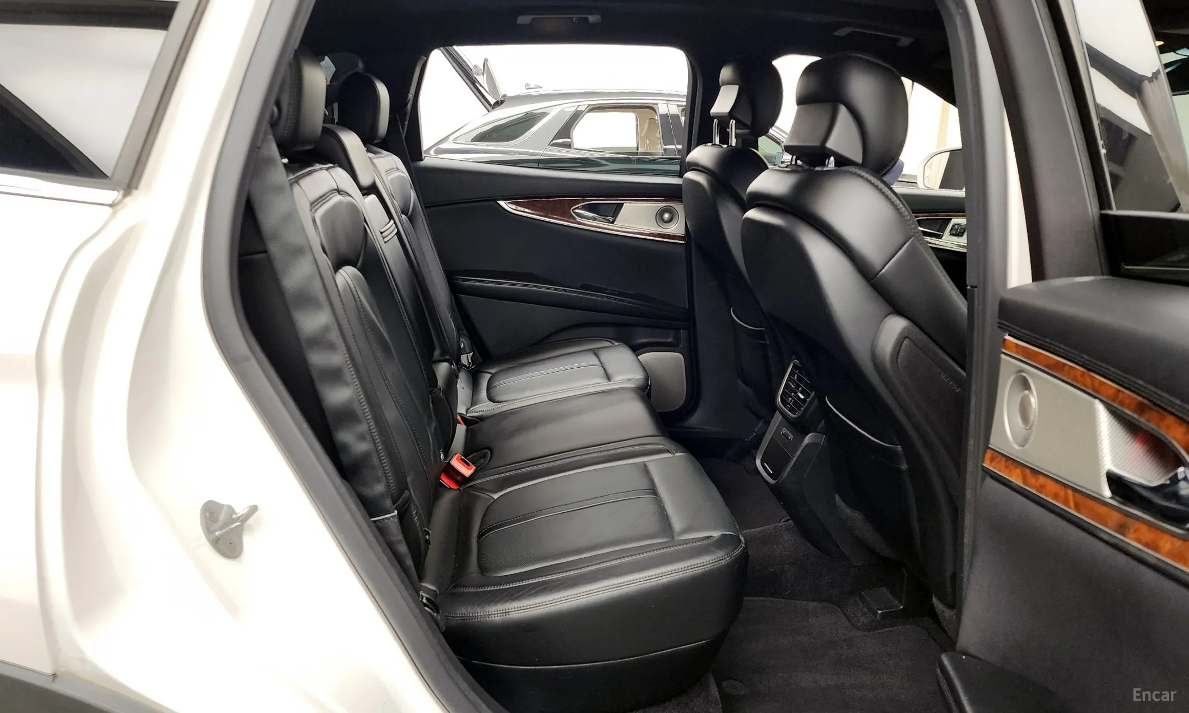 Lincoln MKX 2nd Generation превью 12