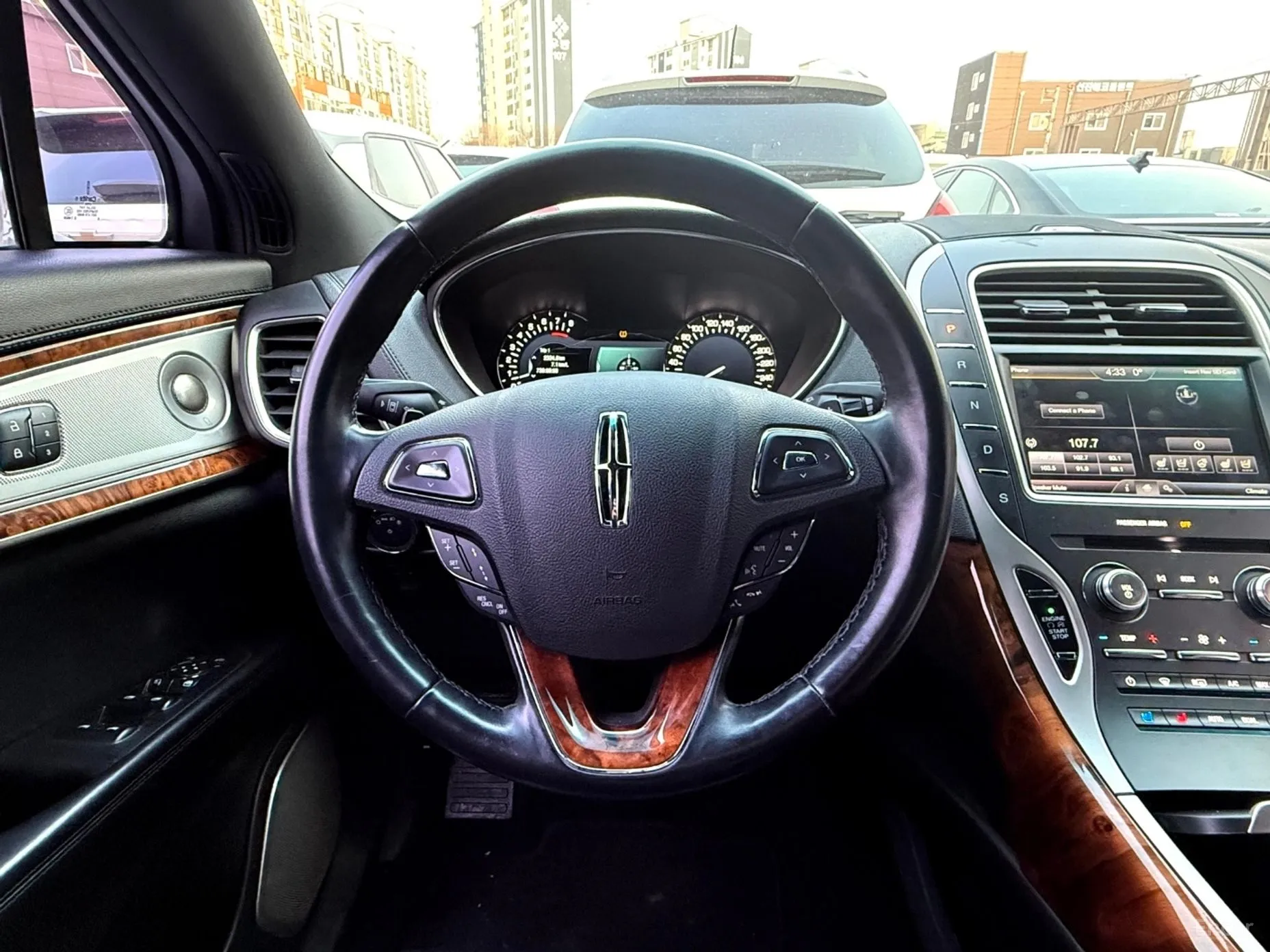 Lincoln MKX 2nd Generation превью 13