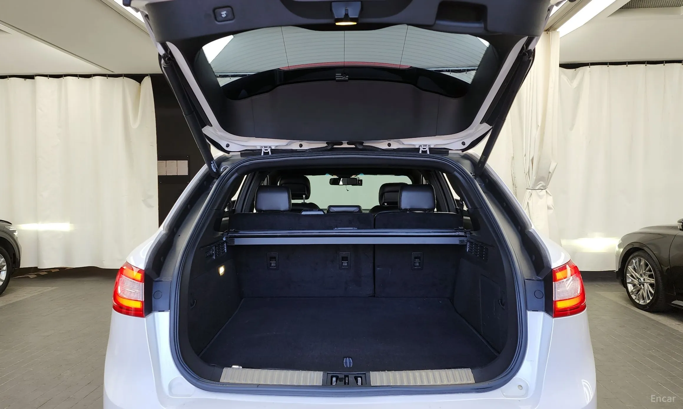 Lincoln MKX 2nd Generation превью 20