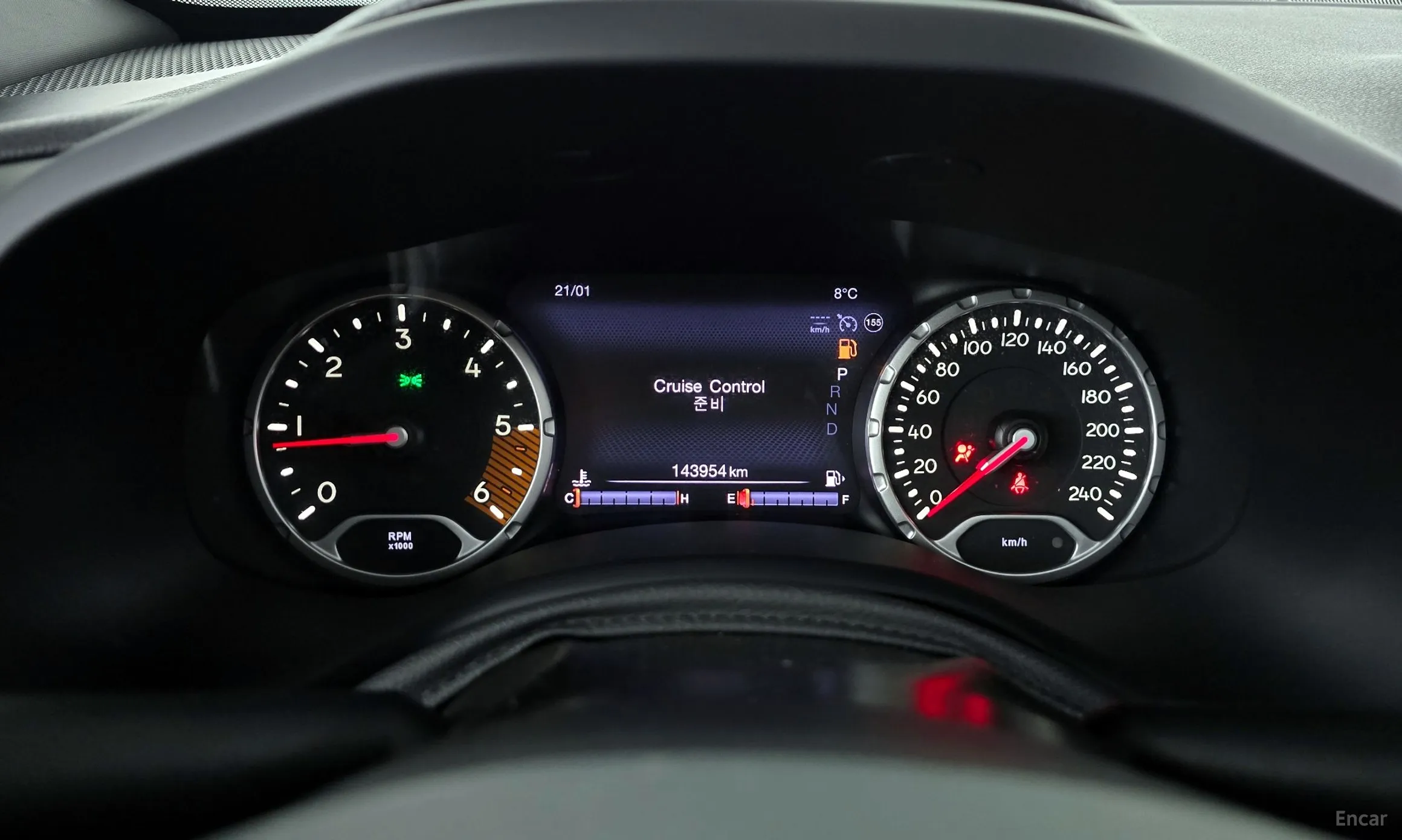 Jeep Renegade превью 8