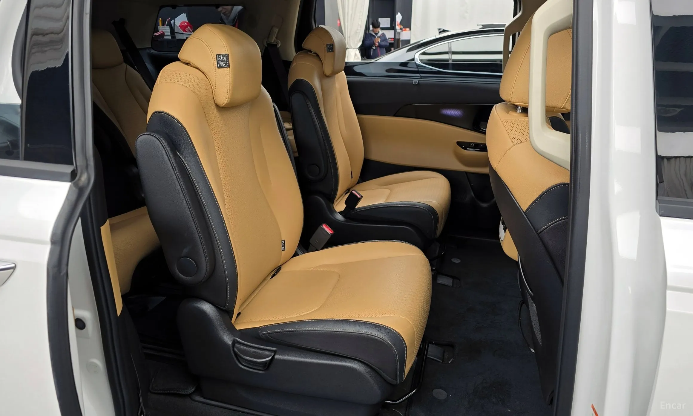 Kia Carnival Gen 4 превью 12