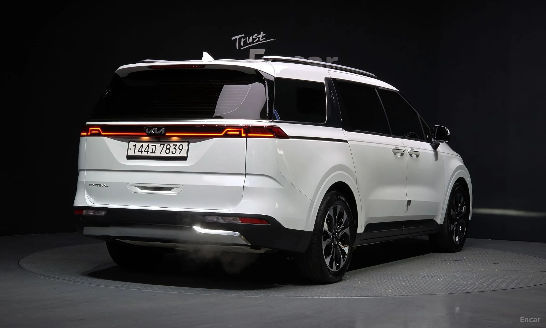 Kia Carnival Gen 4 превью 2