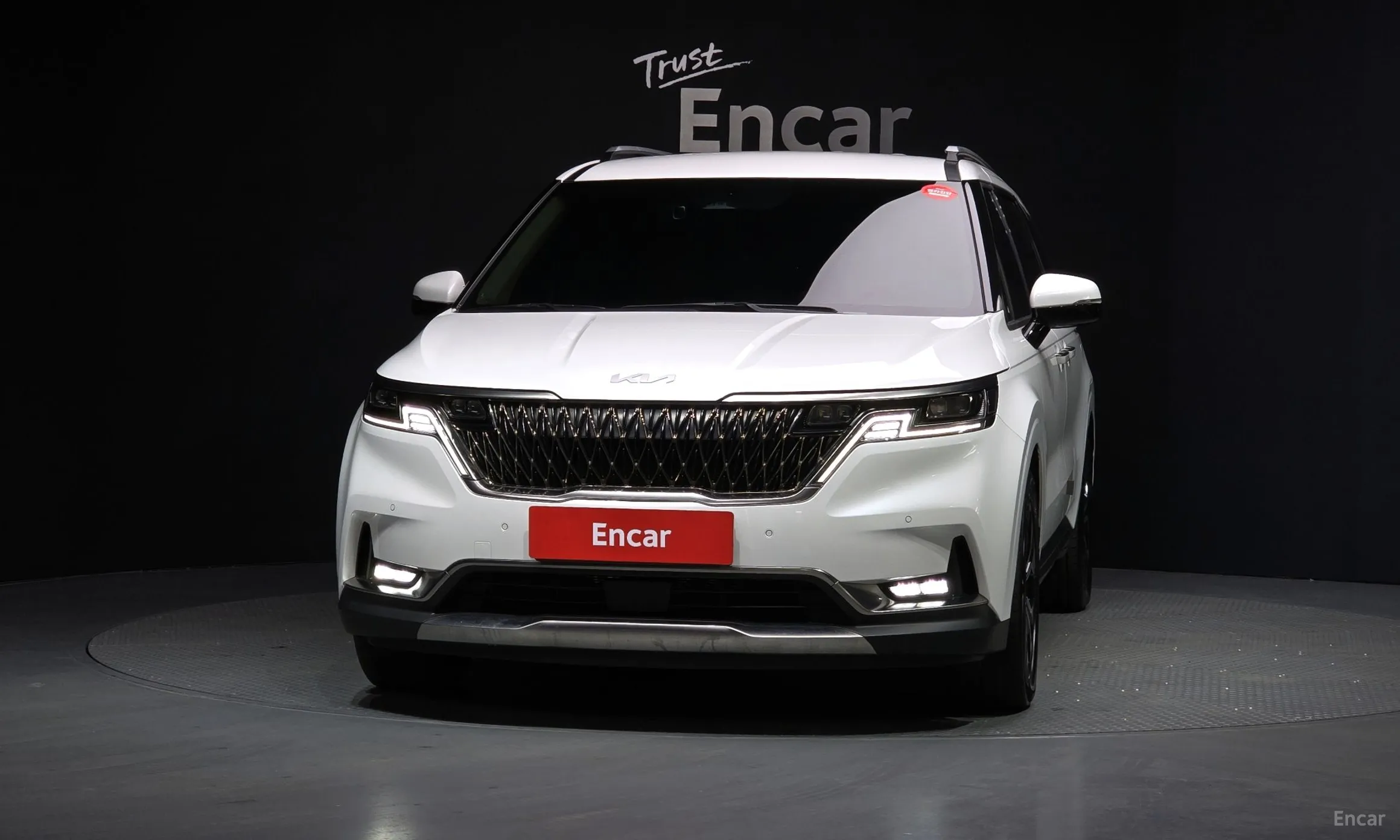 Kia Carnival Gen 4 превью 3