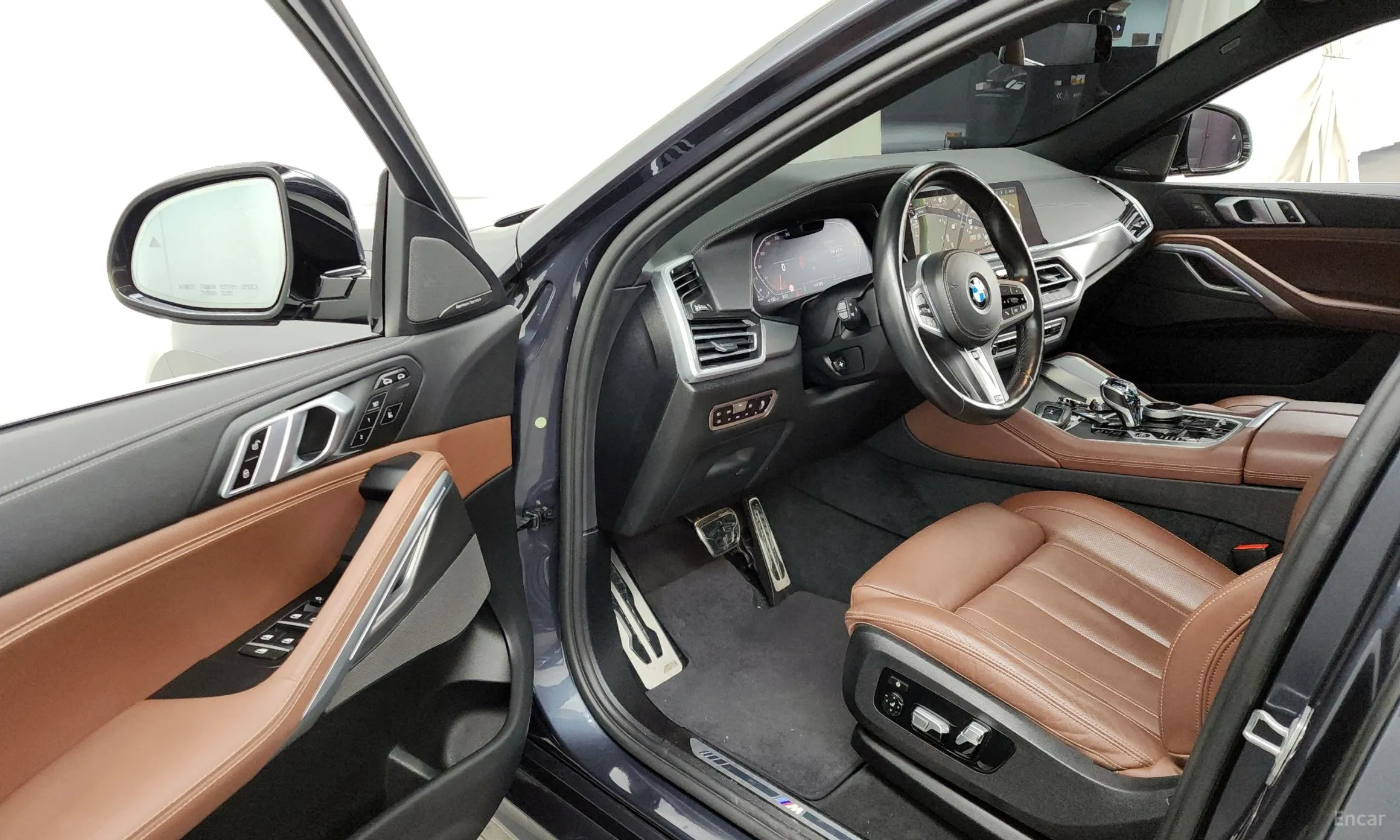 BMW X6 (G06) превью 10