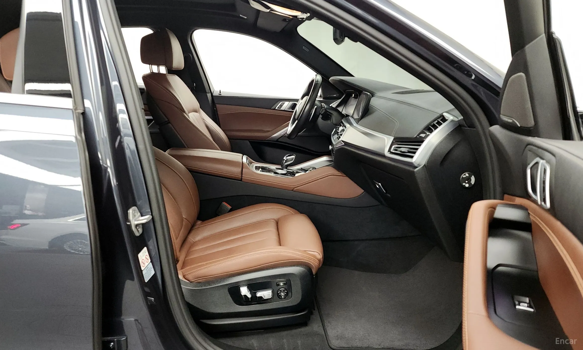 BMW X6 (G06) превью 11