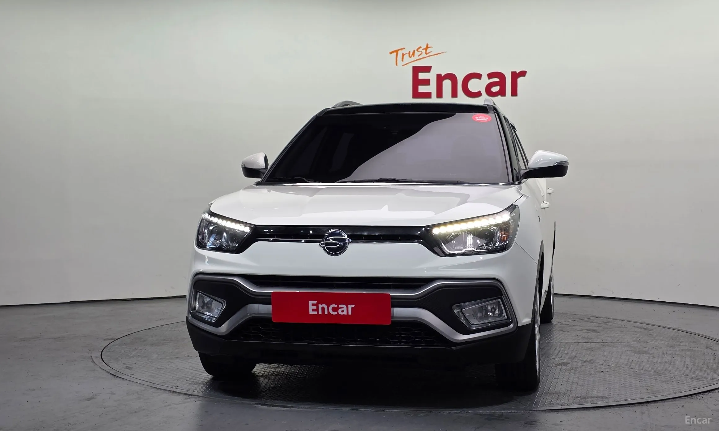 KG Mobility (SsangYong) Tivoli Air превью 3