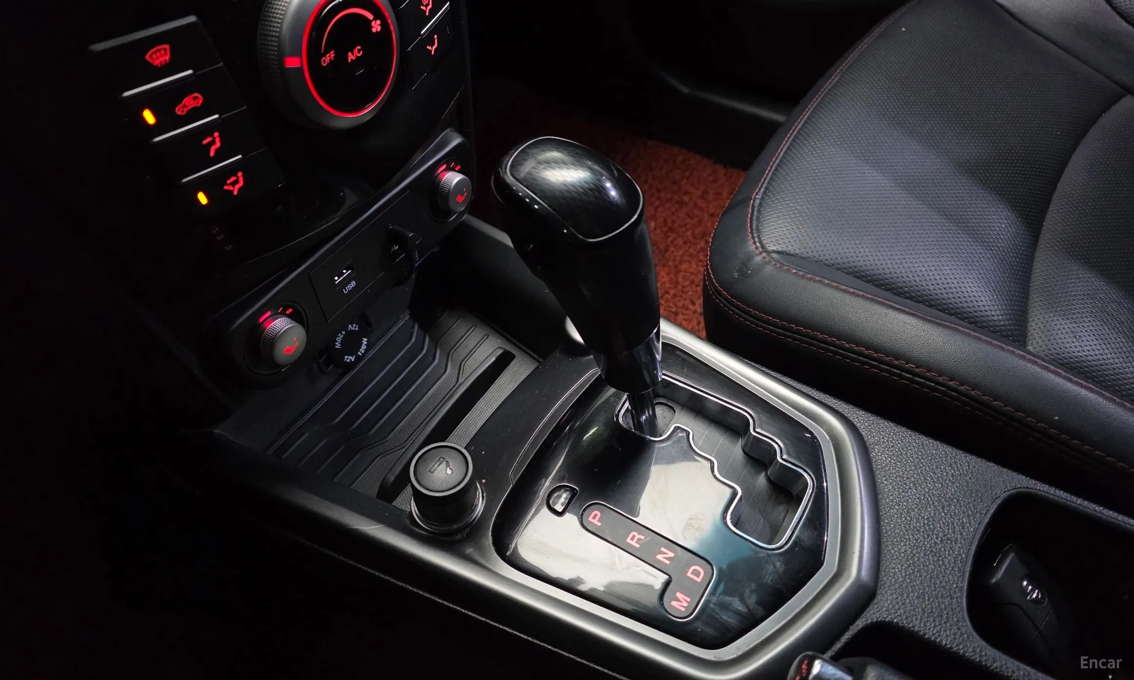 KG Mobility (SsangYong) Tivoli Air превью 9