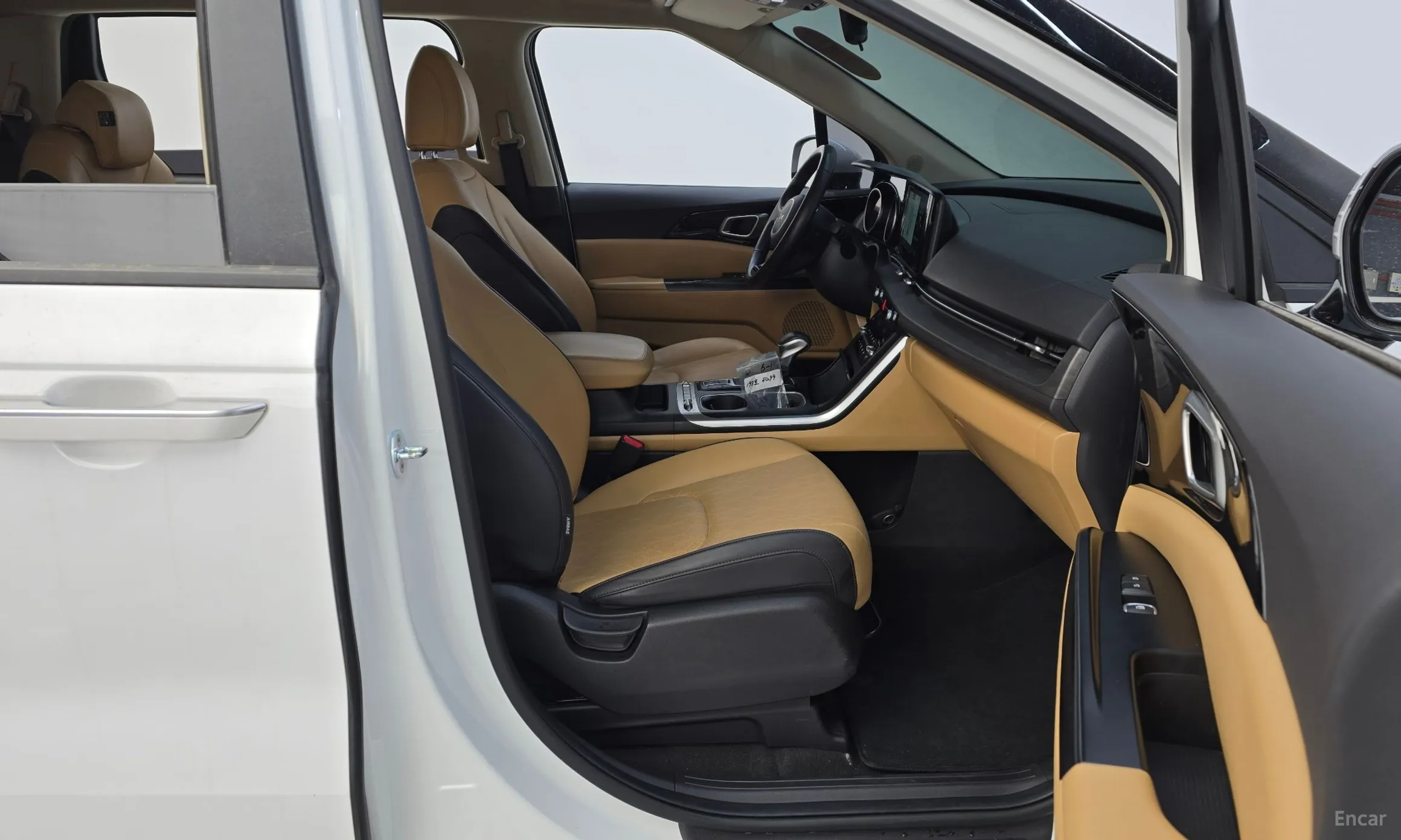 Kia Carnival Gen 4 превью 11