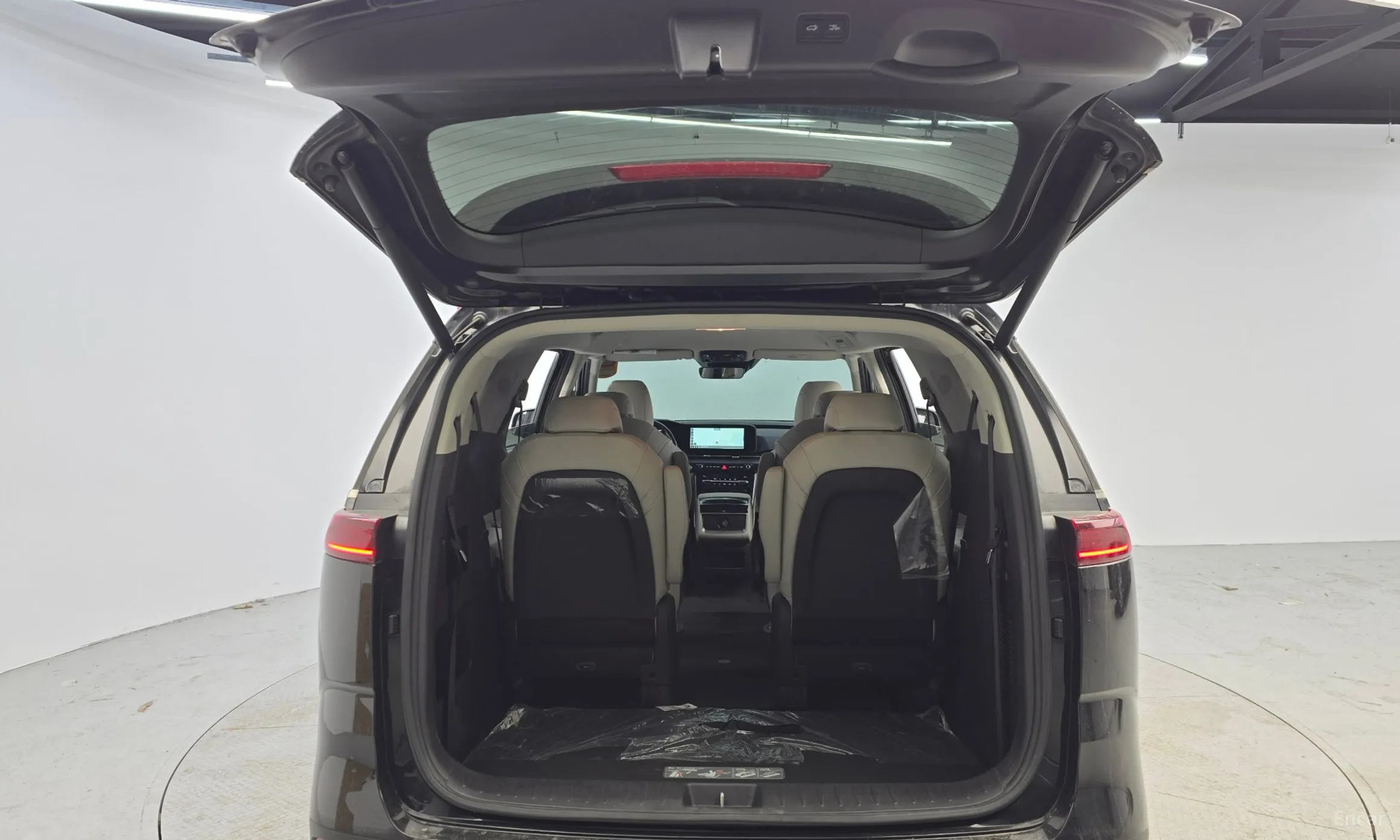 Kia Carnival Gen 4 превью 20