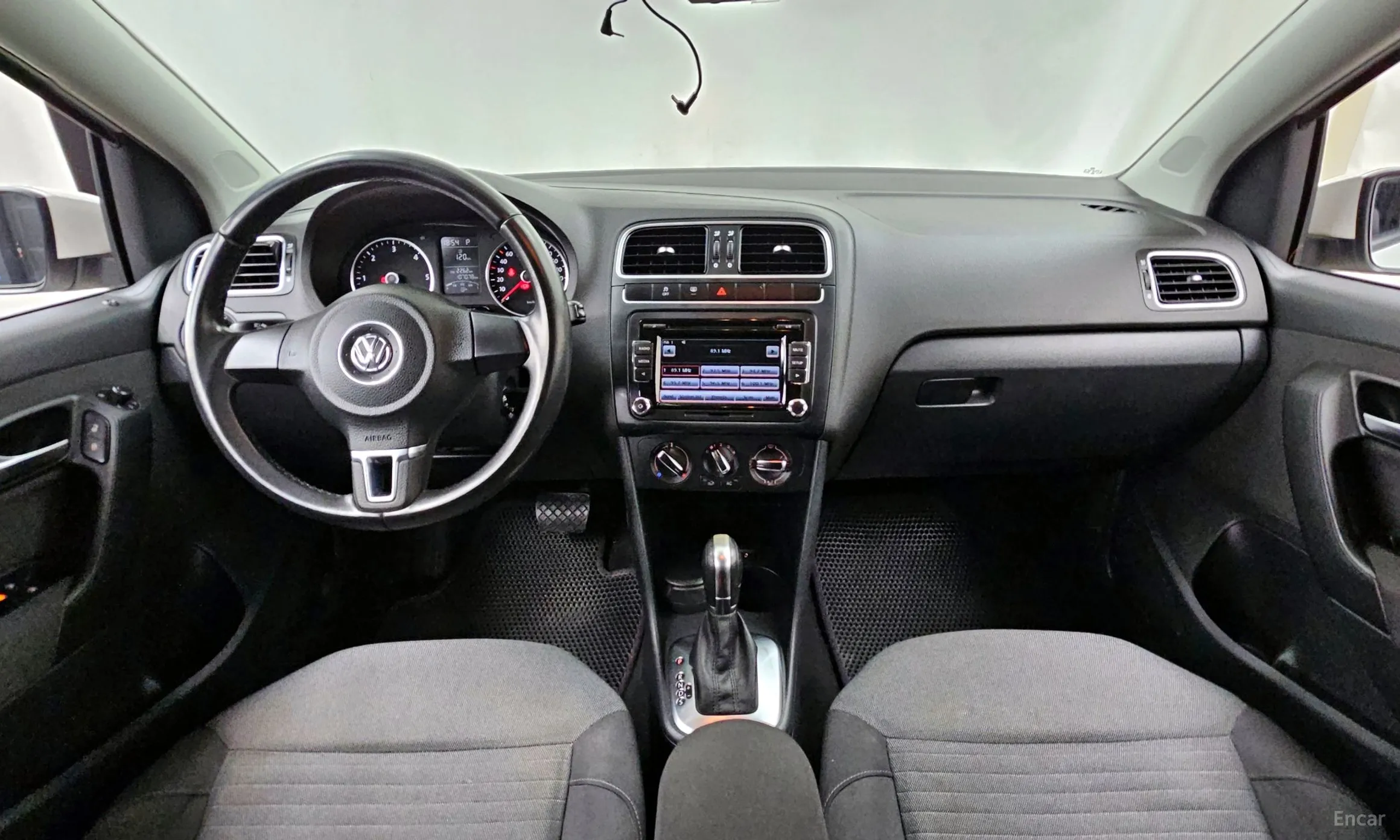 Volkswagen Polo превью 7