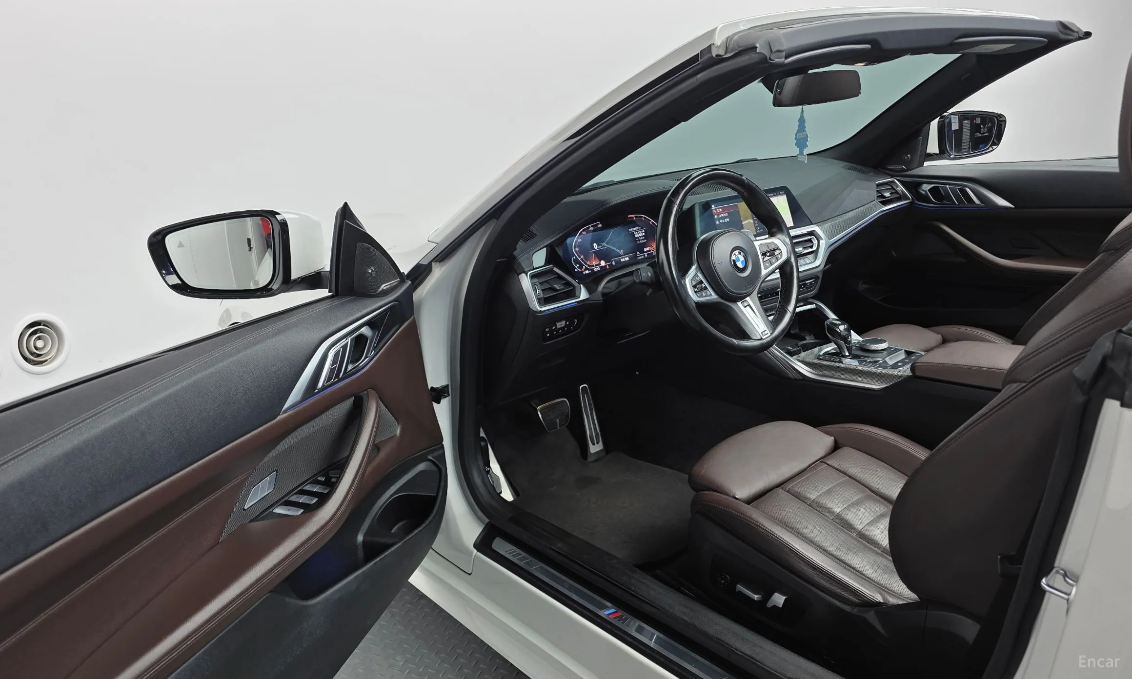BMW Series 4 (G22) превью 12
