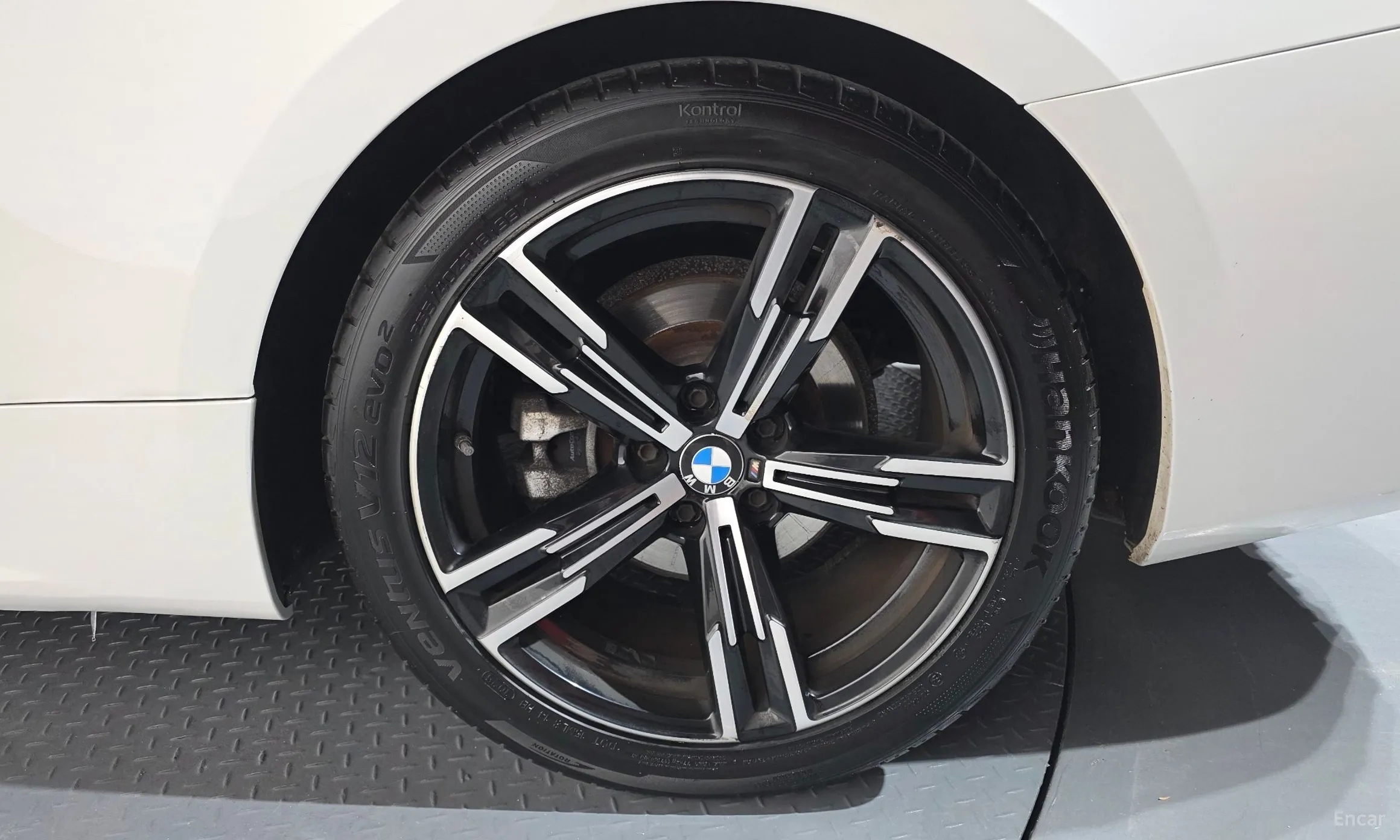 BMW Series 4 (G22) превью 5