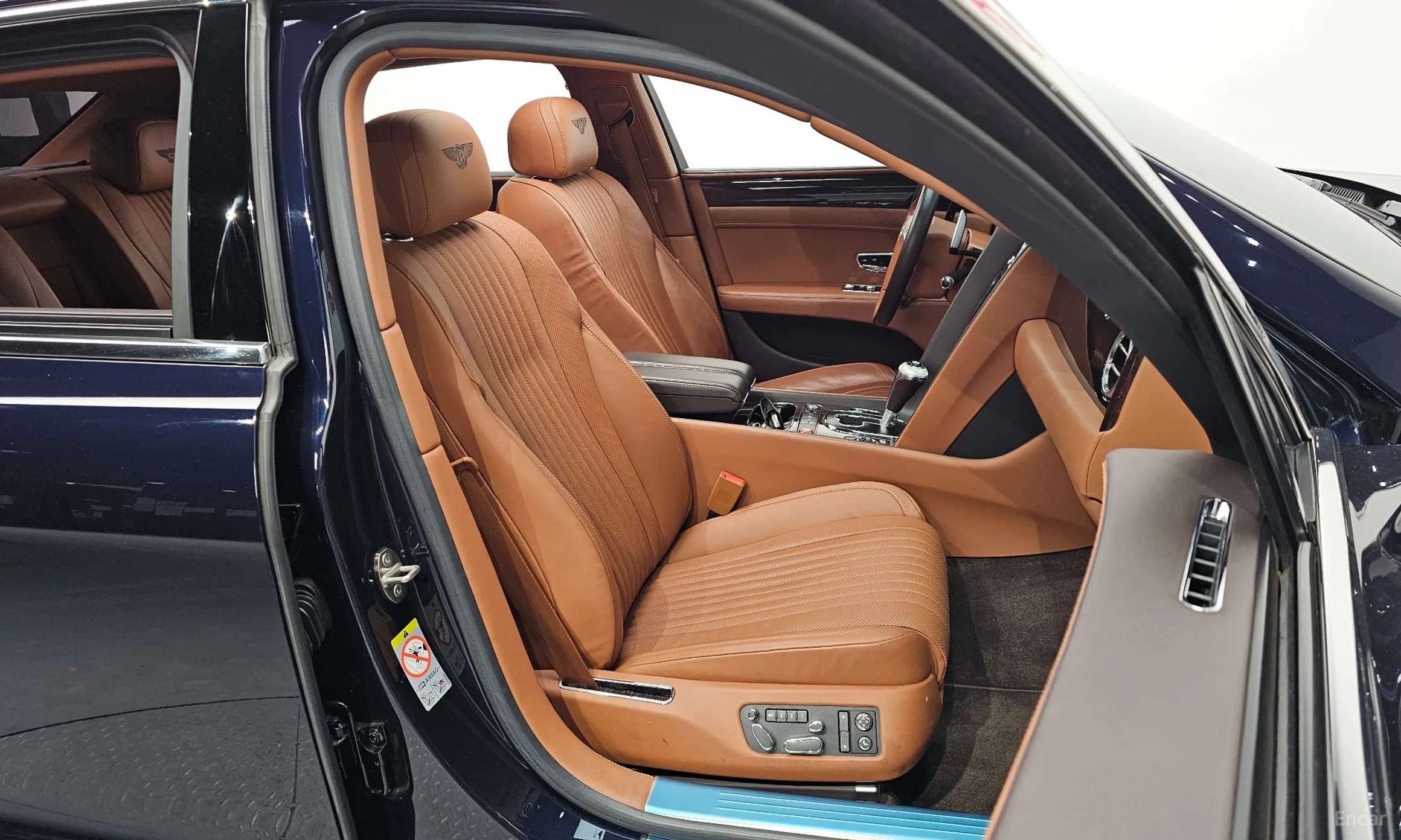 Bentley Flying Spur 2nd Generation превью 10