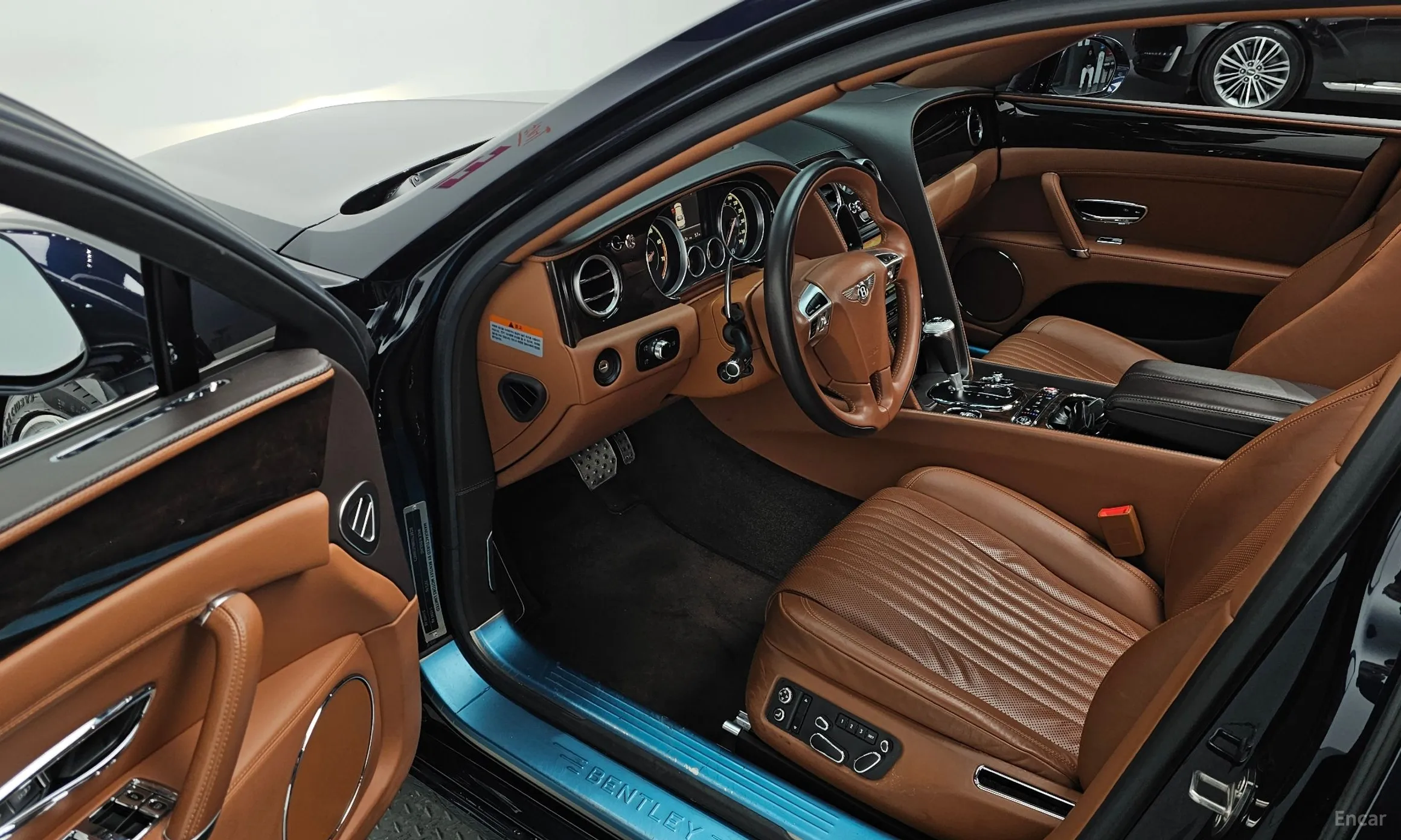 Bentley Flying Spur 2nd Generation превью 11