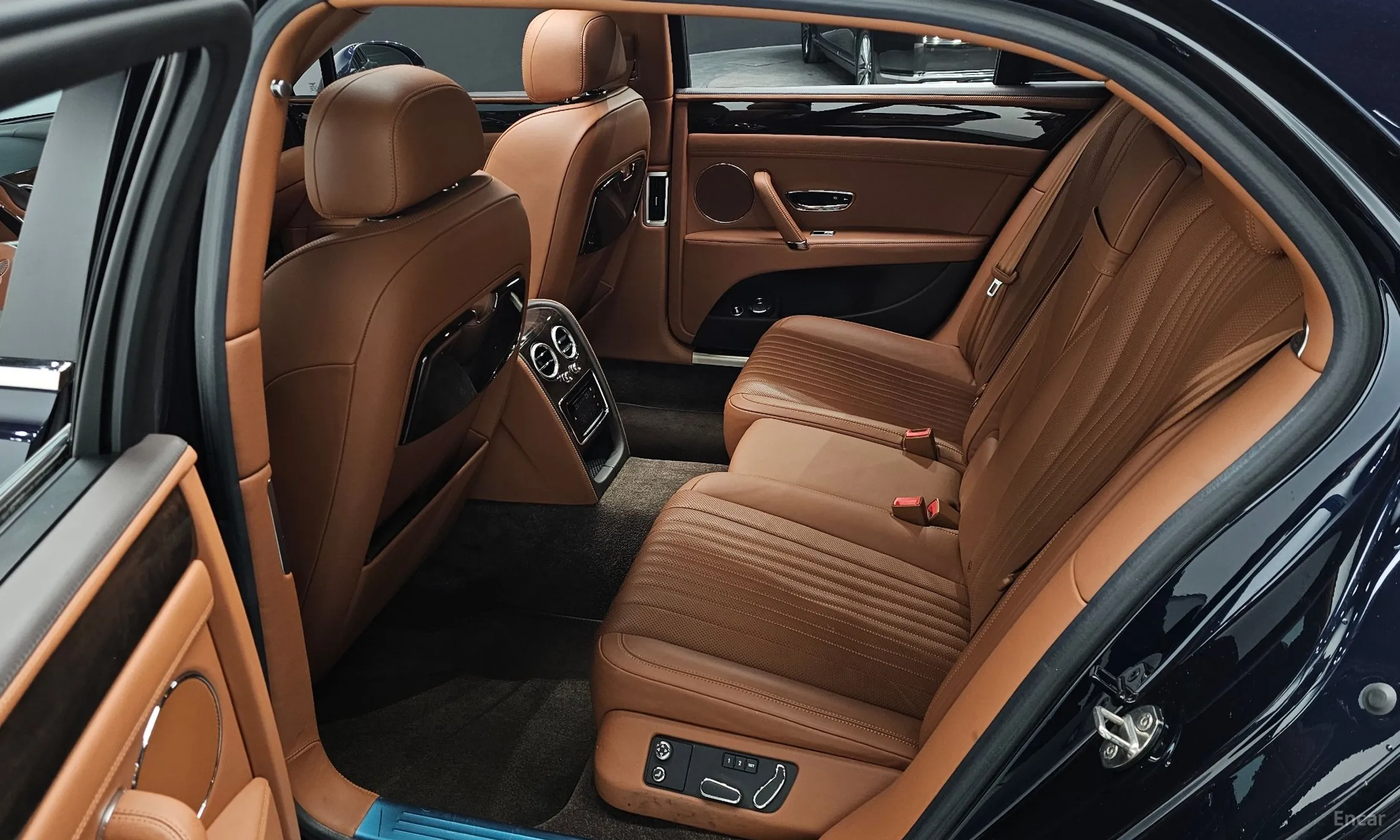 Bentley Flying Spur 2nd Generation превью 12