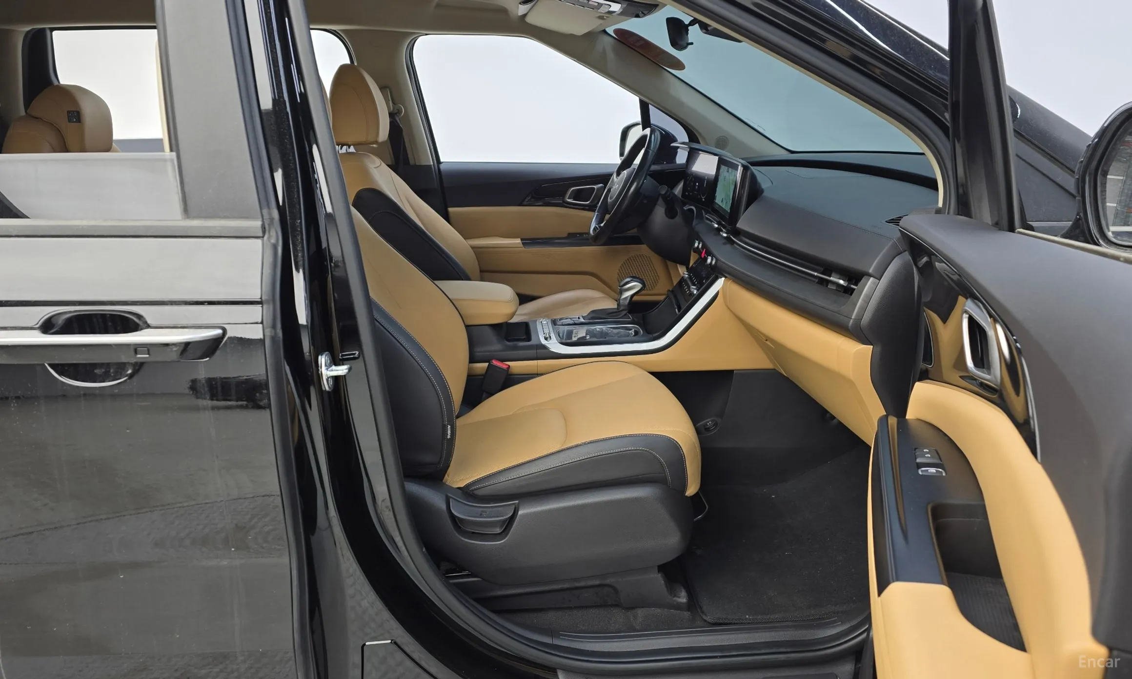 Kia Carnival Gen 4 превью 11