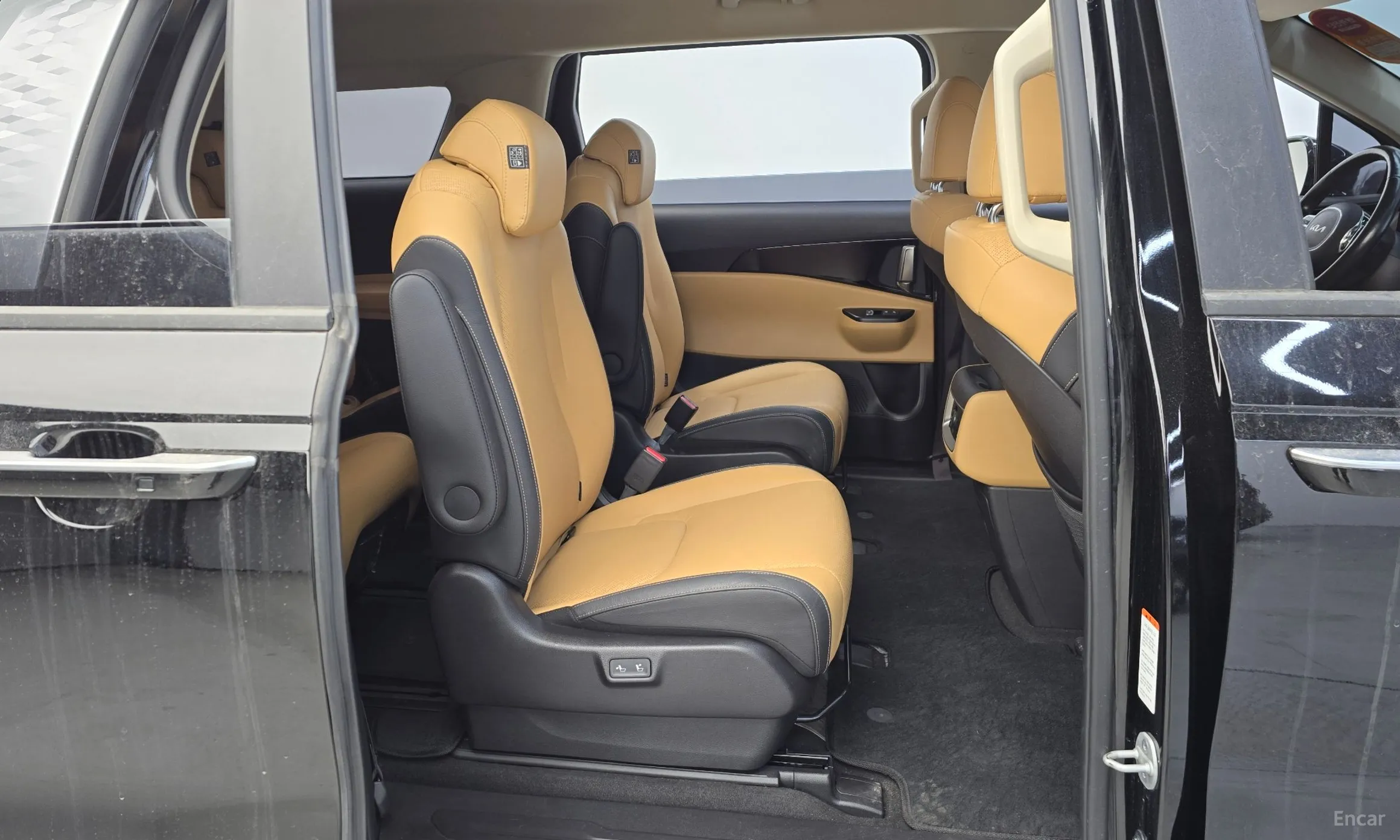 Kia Carnival Gen 4 превью 12