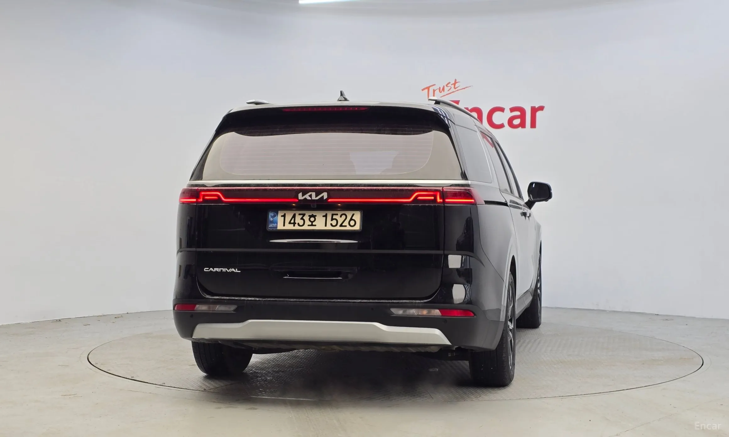 Kia Carnival Gen 4 превью 4