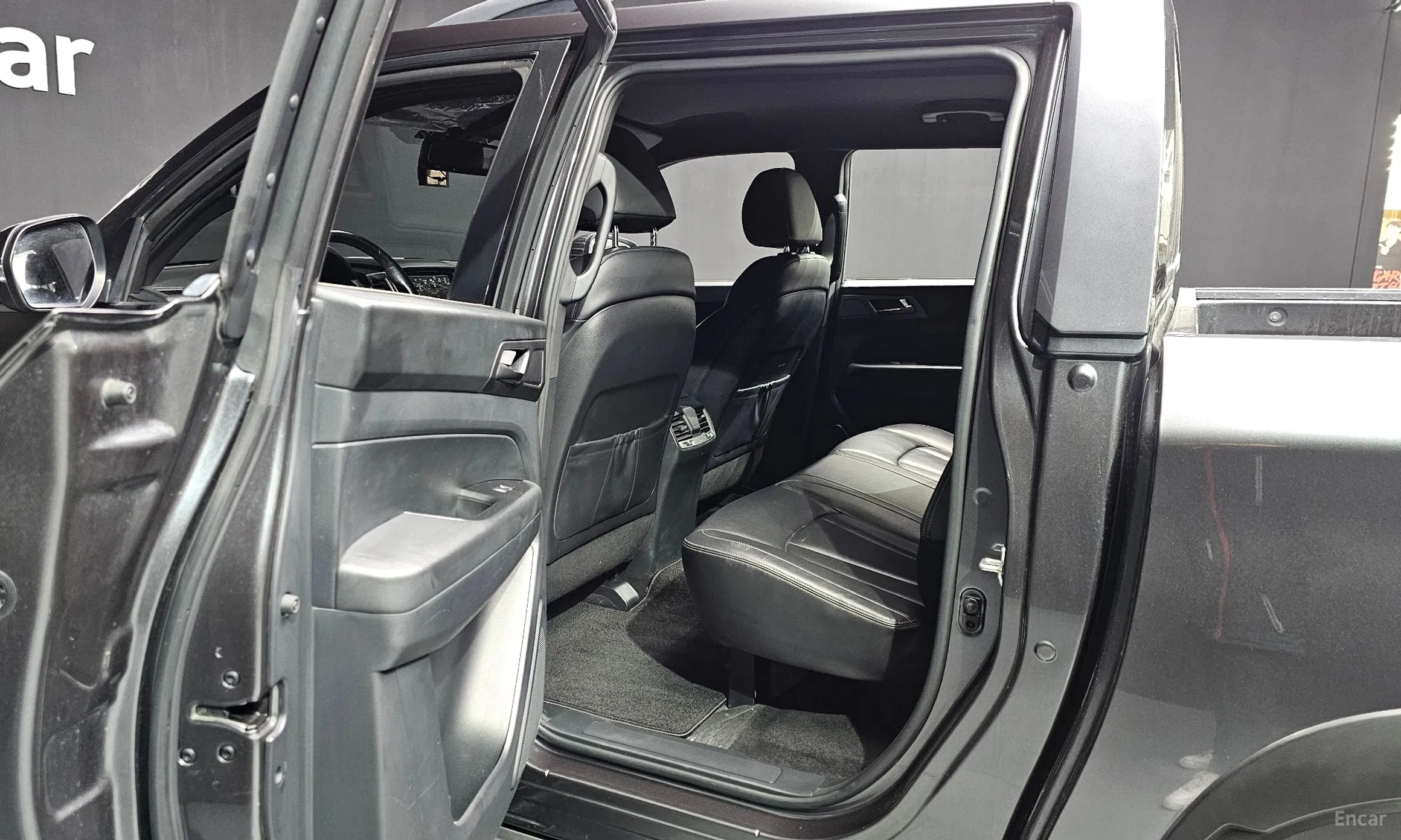 KG Mobility (SsangYong) Rexton Sports Khan превью 12