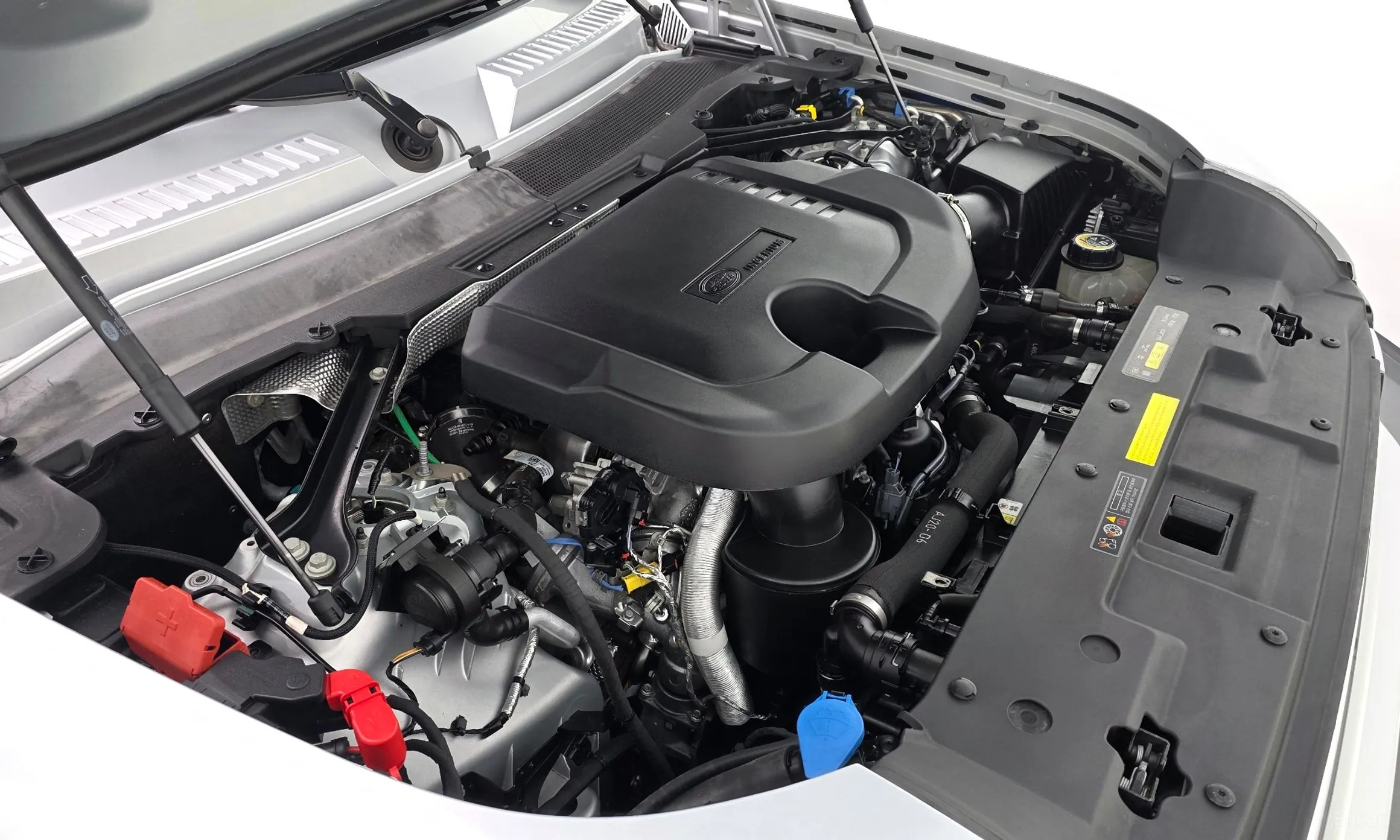 Land Rover Defender (L663) превью 6