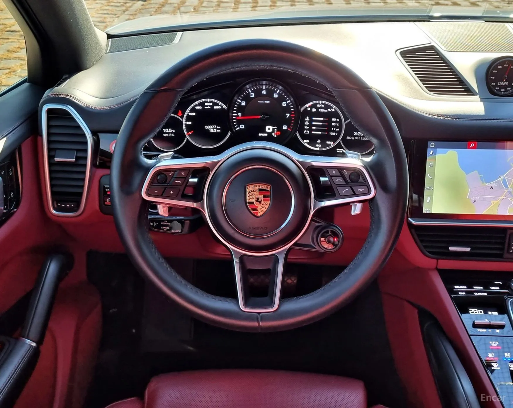 Porsche Cayenne (PO536) превью 15