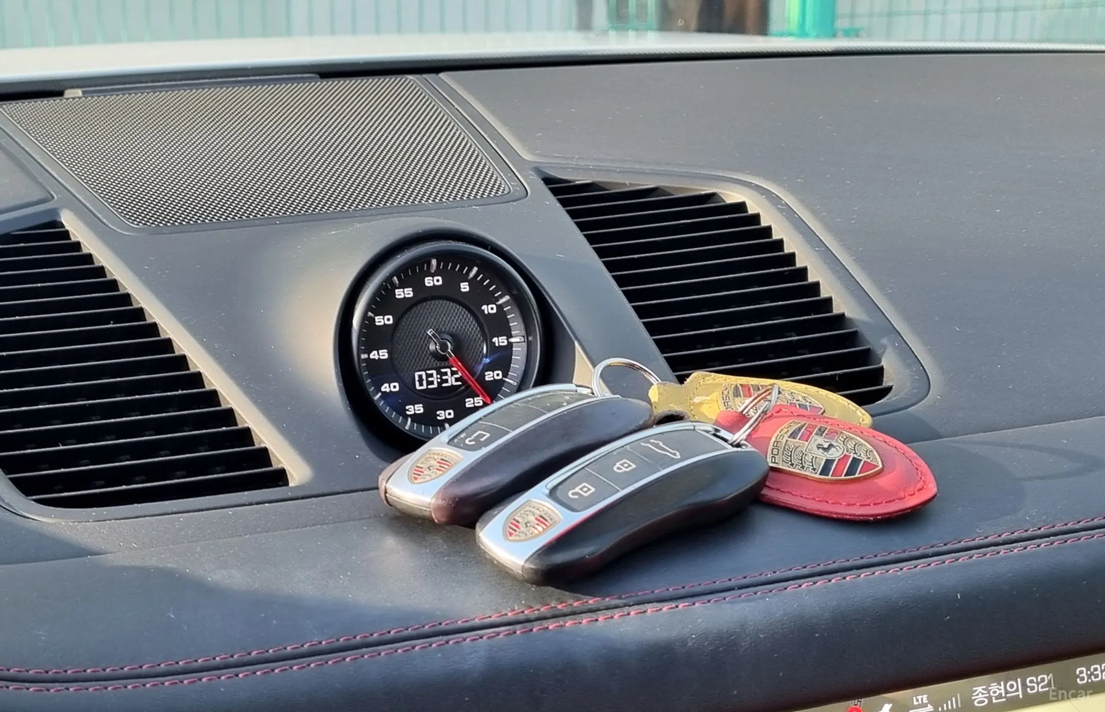 Porsche Cayenne (PO536) превью 17