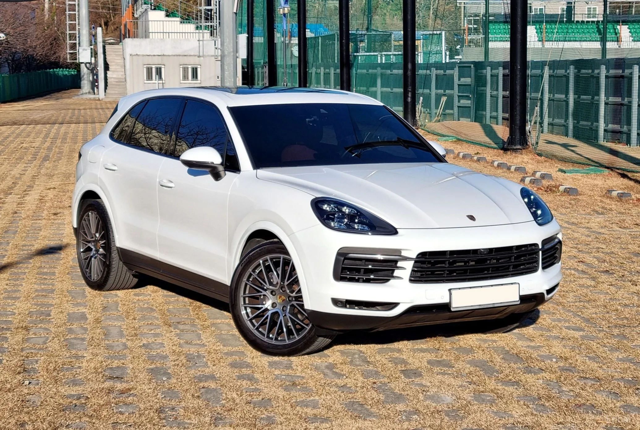 Porsche Cayenne (PO536) превью 3