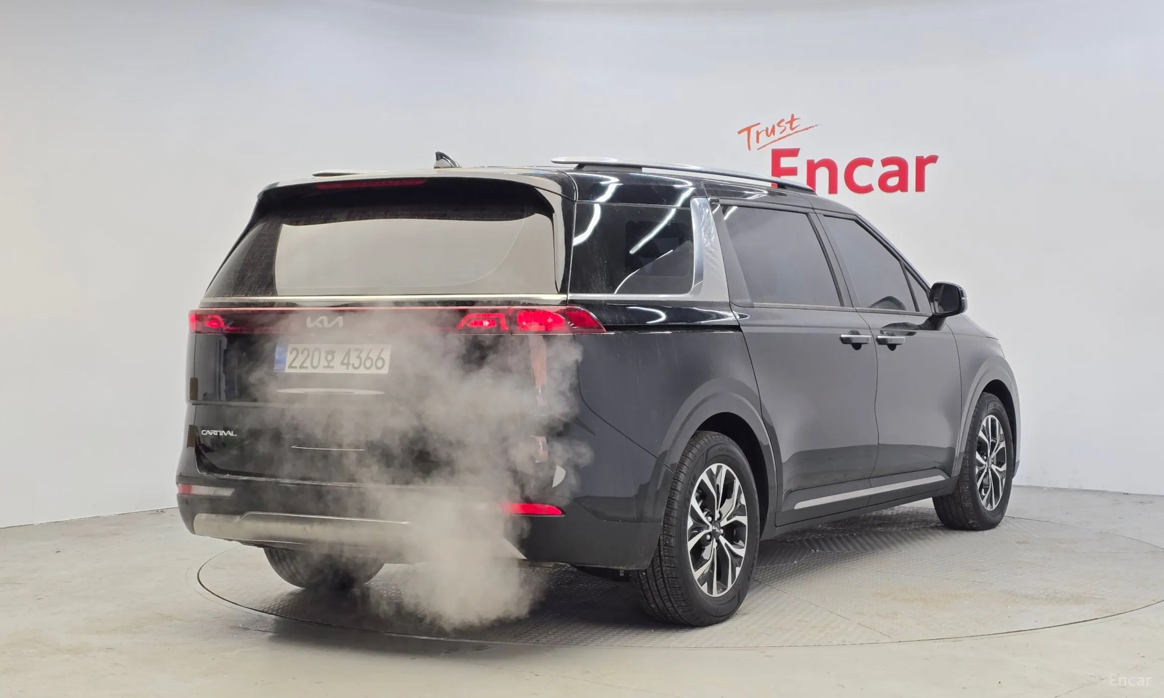 Kia Carnival Gen 4 превью 2
