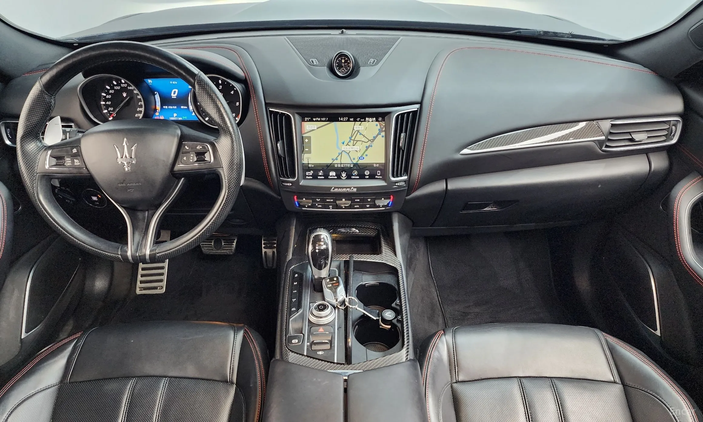 Maserati Levante превью 7