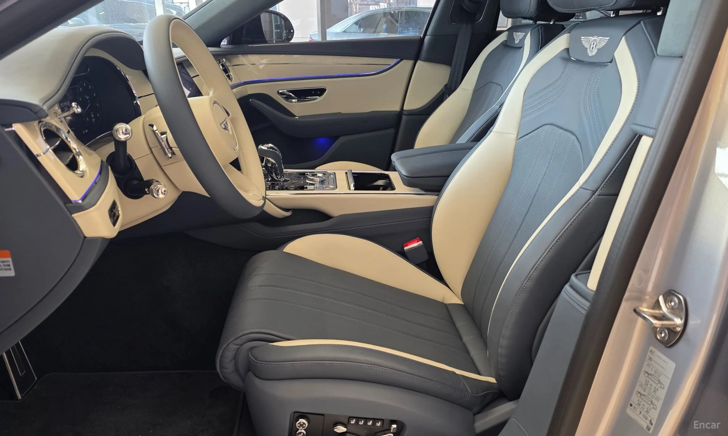 Bentley Flying Spur 3rd Generation превью 7
