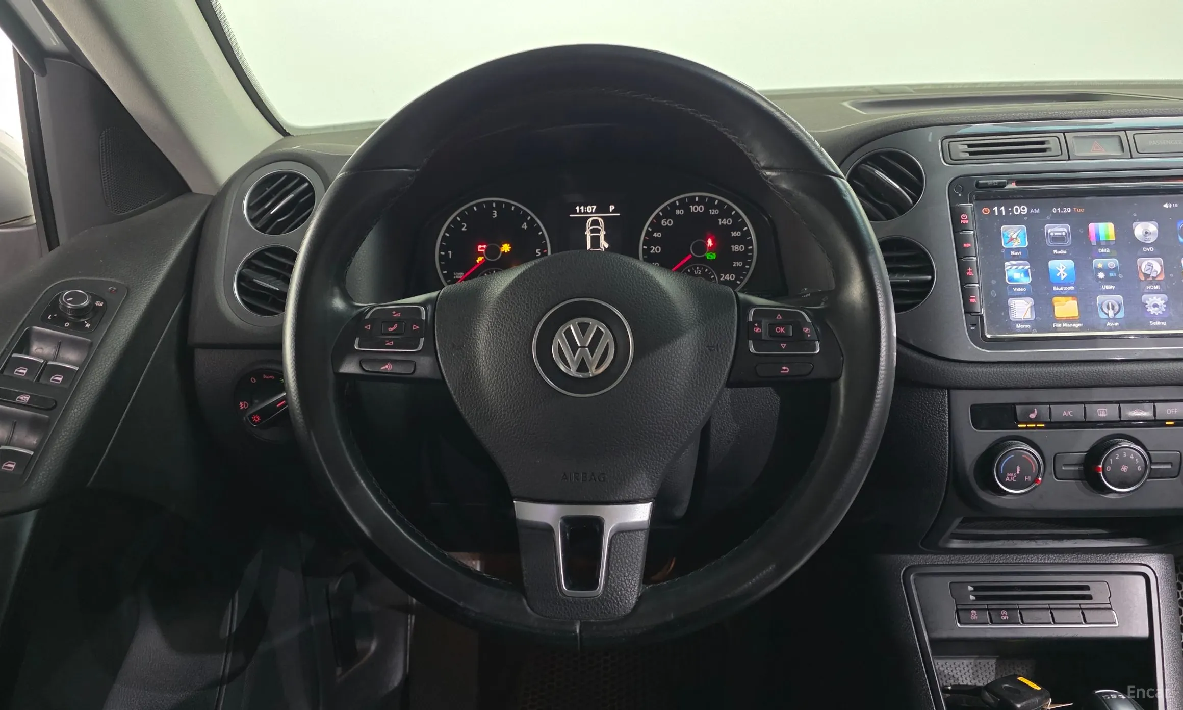 Volkswagen New Tiguan превью 13